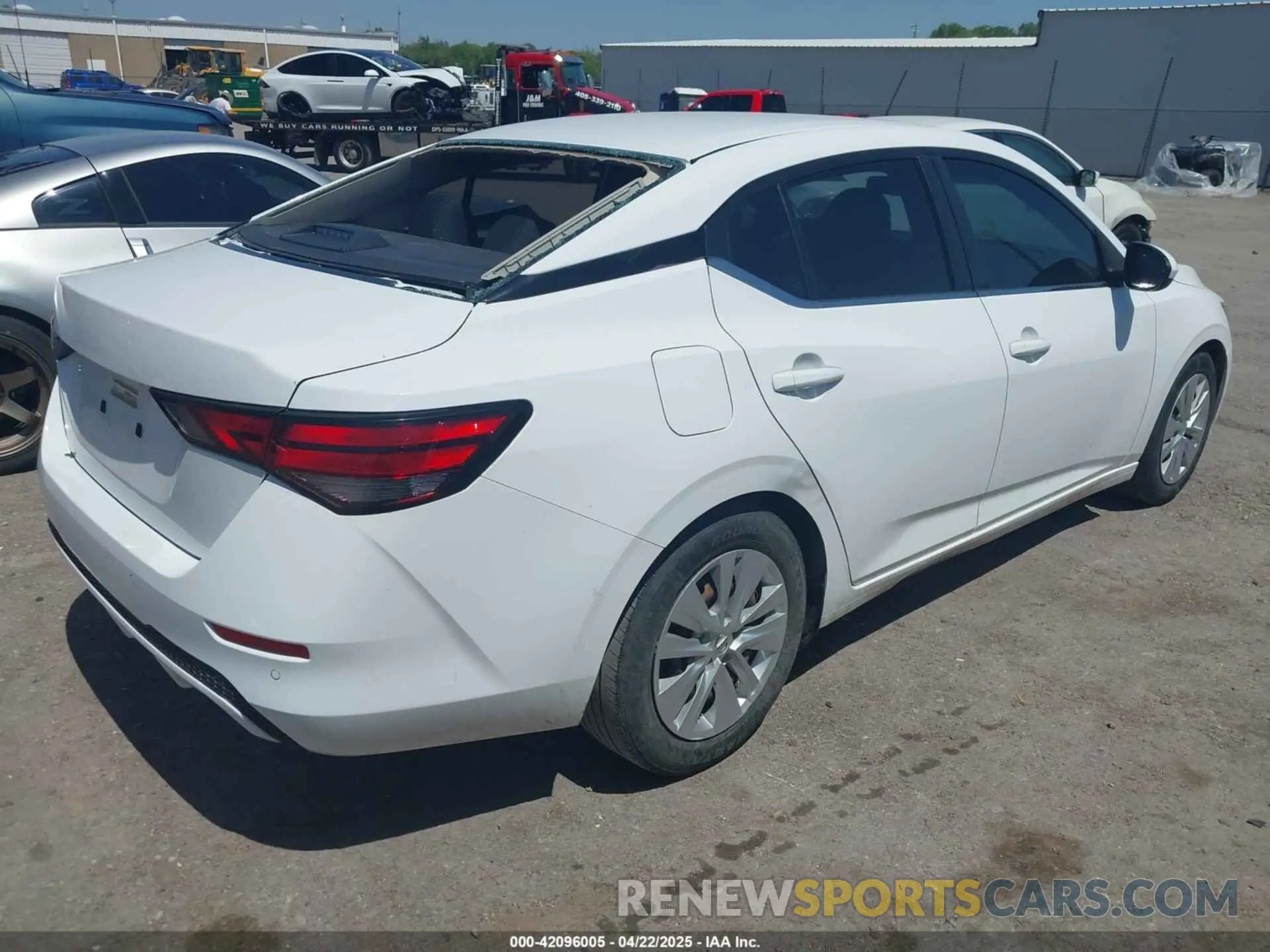 4 Фотография поврежденного автомобиля 3N1AB8BV2MY226786 NISSAN SENTRA 2021