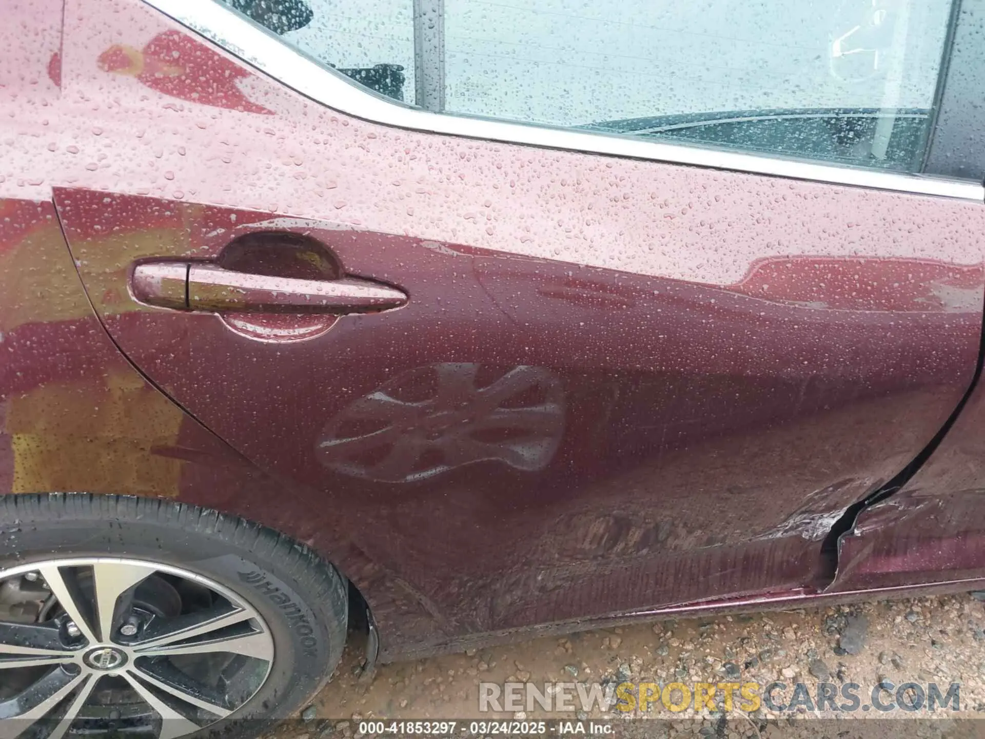 17 Photograph of a damaged car 3N1AB8CV0MY301046 NISSAN SENTRA 2021