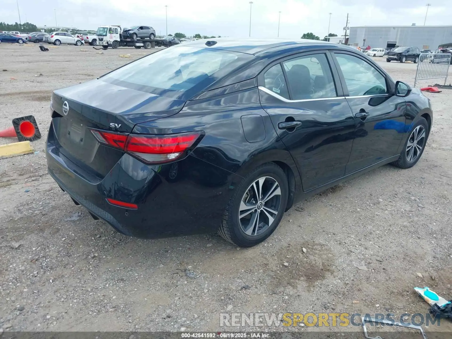4 Фотография поврежденного автомобиля 3N1AB8CV1MY254559 NISSAN SENTRA 2021