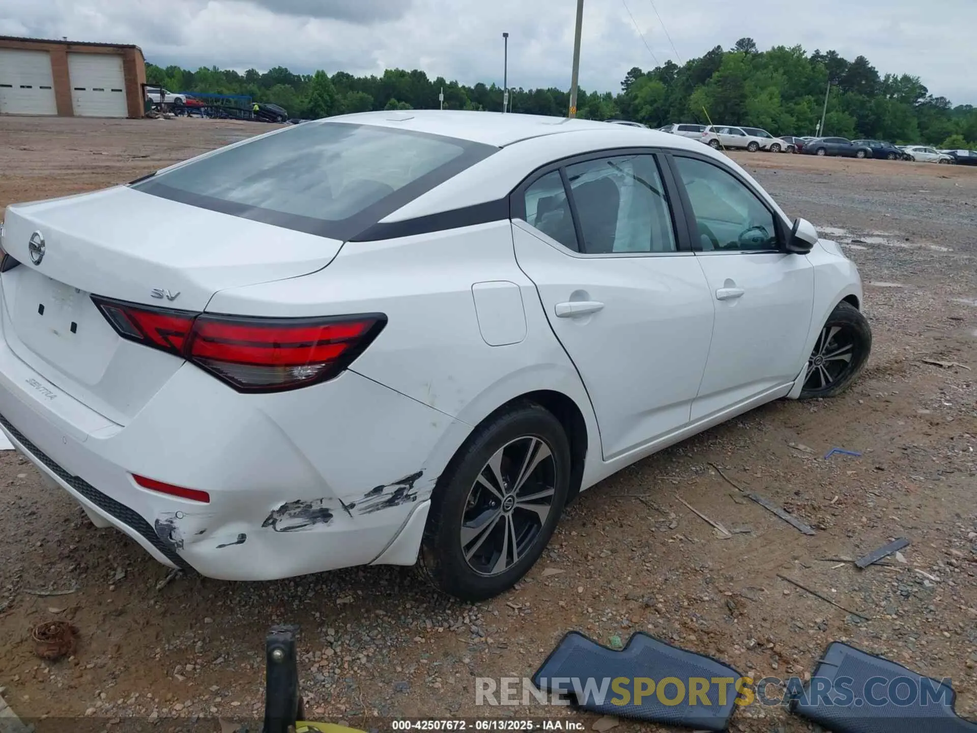 4 Photograph of a damaged car 3N1AB8CV1MY307311 NISSAN SENTRA 2021
