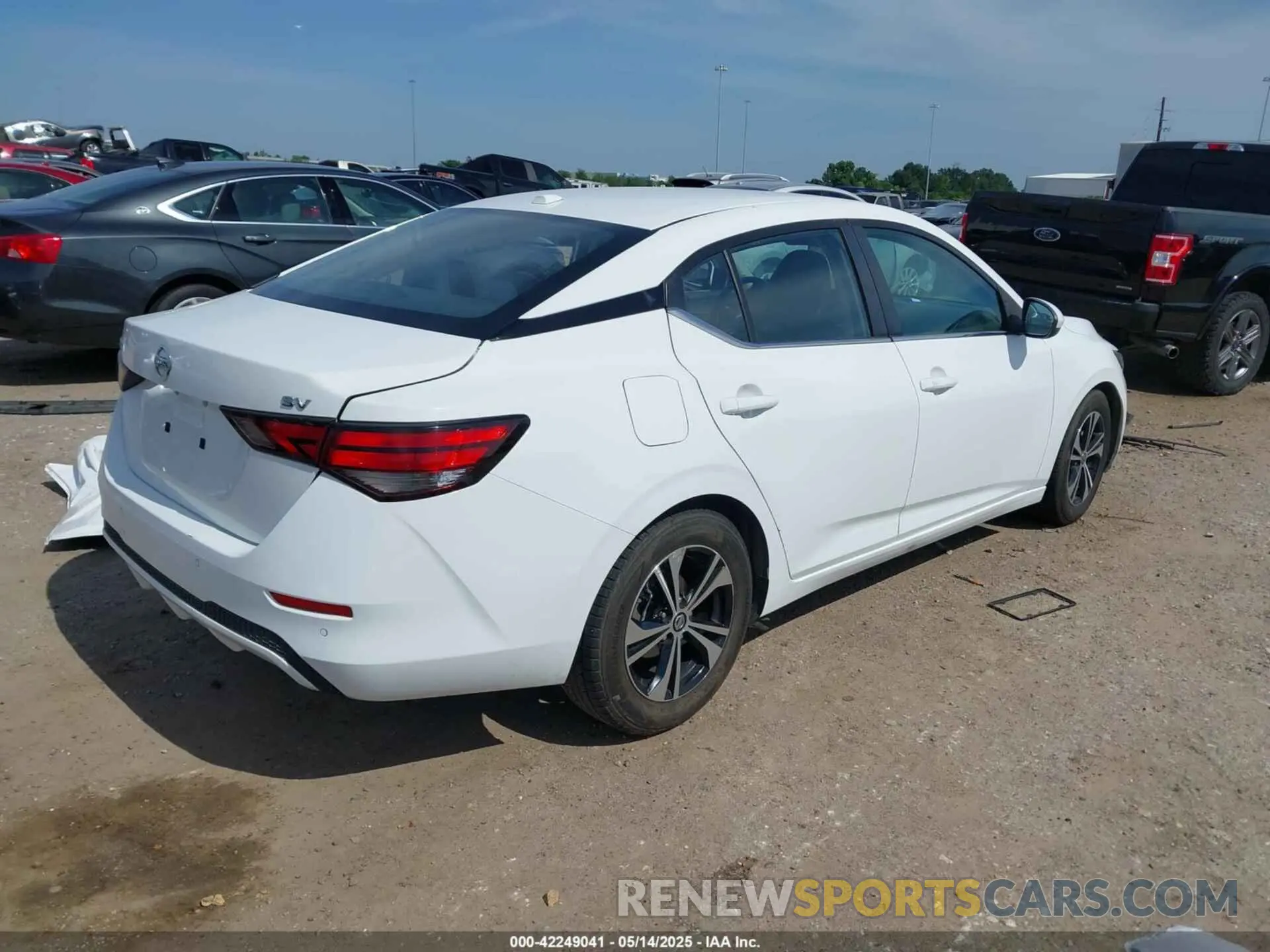 4 Фотография поврежденного автомобиля 3N1AB8CV4MY242440 NISSAN SENTRA 2021