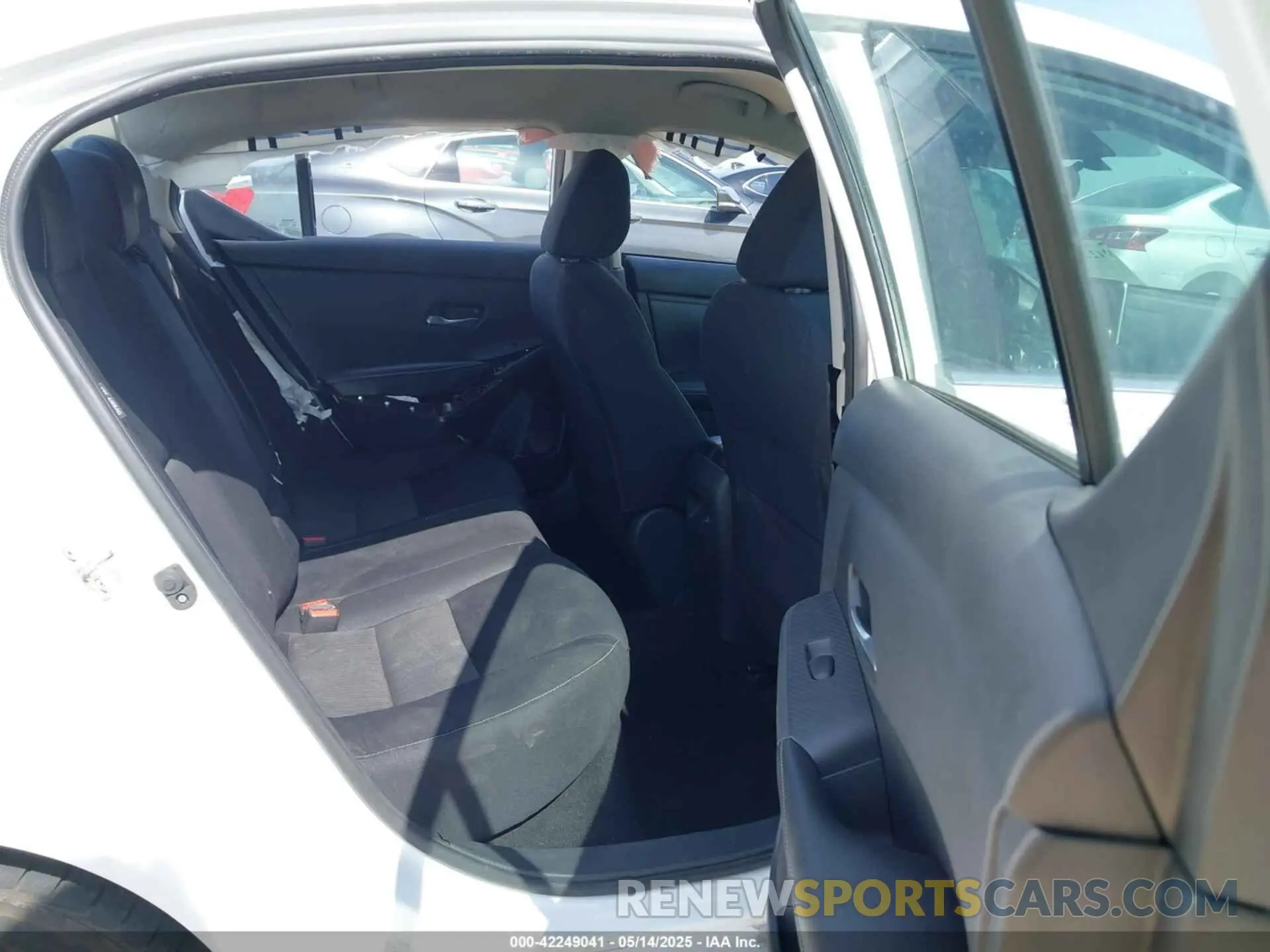 8 Фотография поврежденного автомобиля 3N1AB8CV4MY242440 NISSAN SENTRA 2021