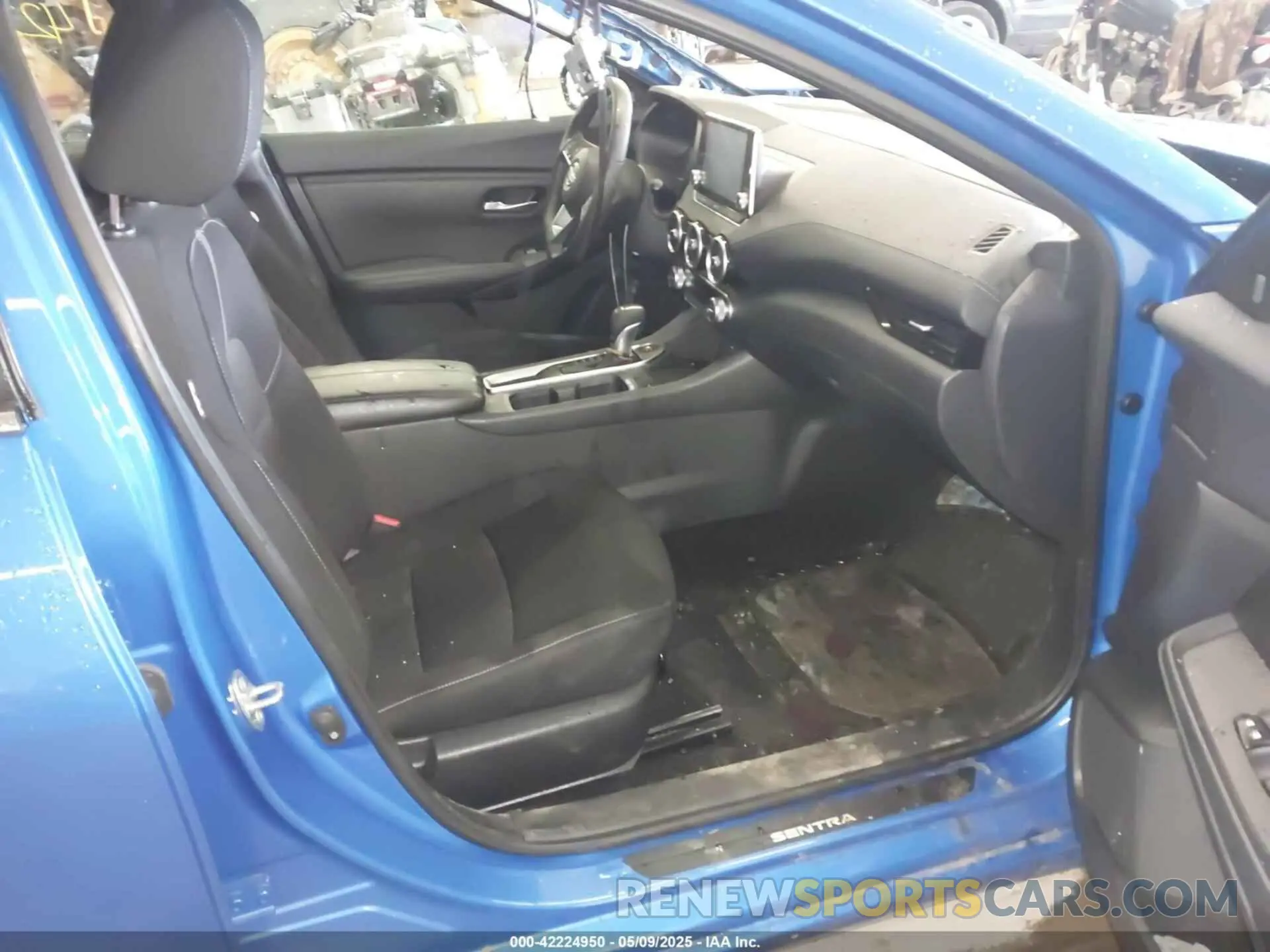 5 Photograph of a damaged car 3N1AB8CV4MY318898 NISSAN SENTRA 2021