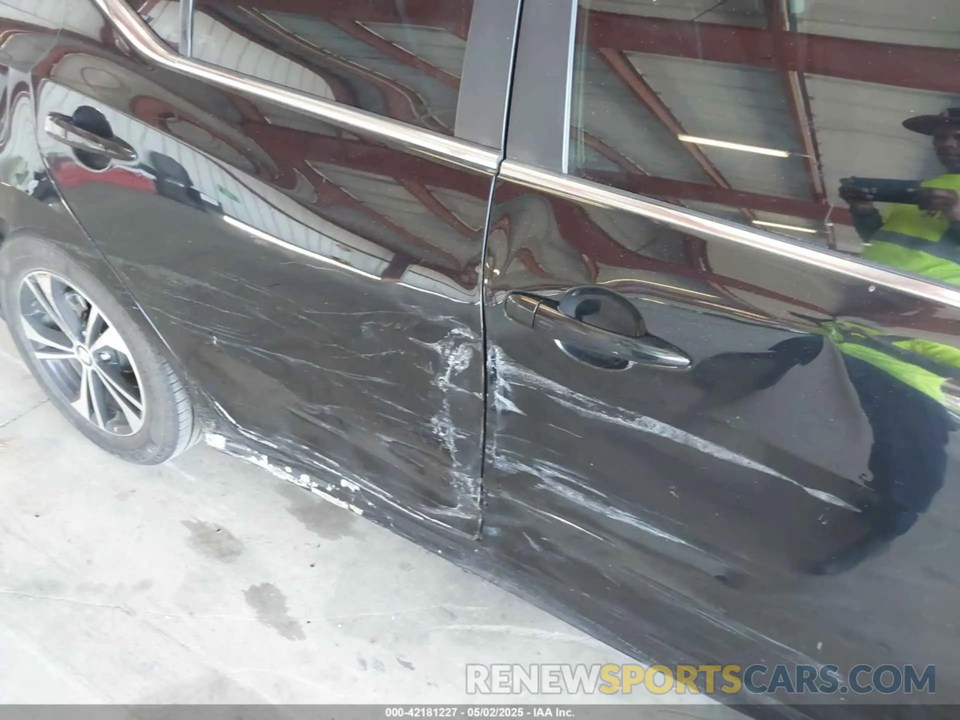6 Photograph of a damaged car 3N1AB8CV5MY209642 NISSAN SENTRA 2021