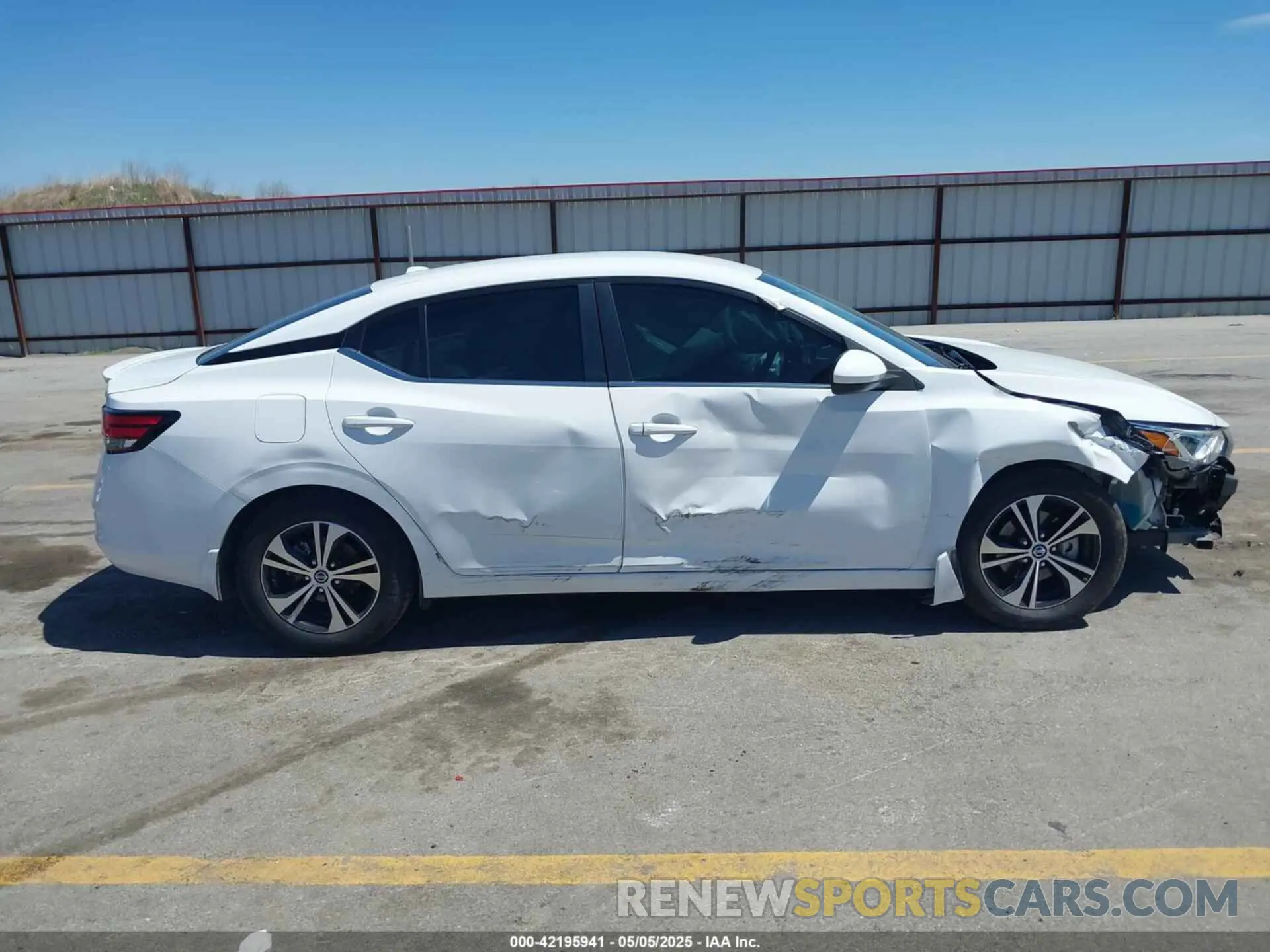 13 Photograph of a damaged car 3N1AB8CV6MY253679 NISSAN SENTRA 2021