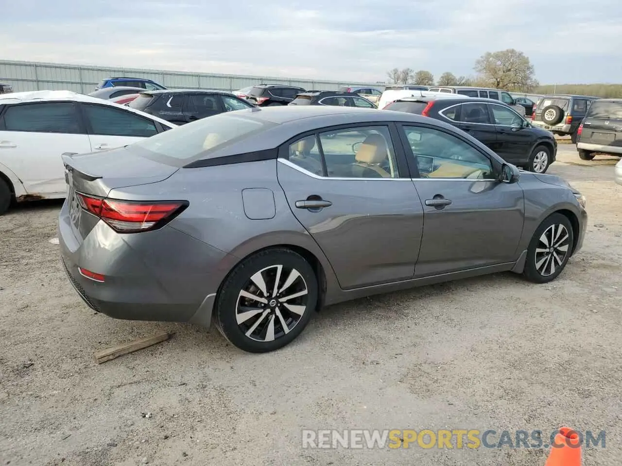 3 Фотография поврежденного автомобиля 3N1AB8CV8MY330570 NISSAN SENTRA 2021