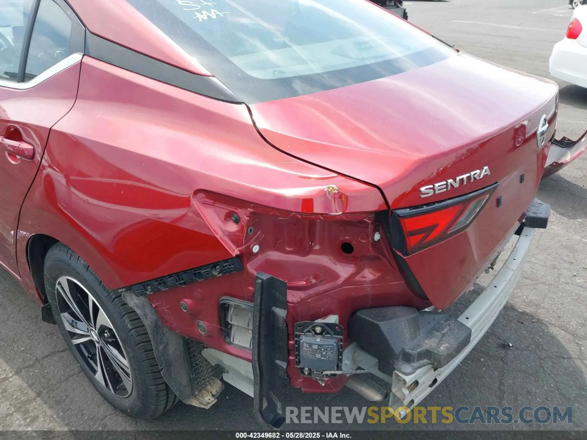 18 Photograph of a damaged car 3N1AB8CV8MY330794 NISSAN SENTRA 2021
