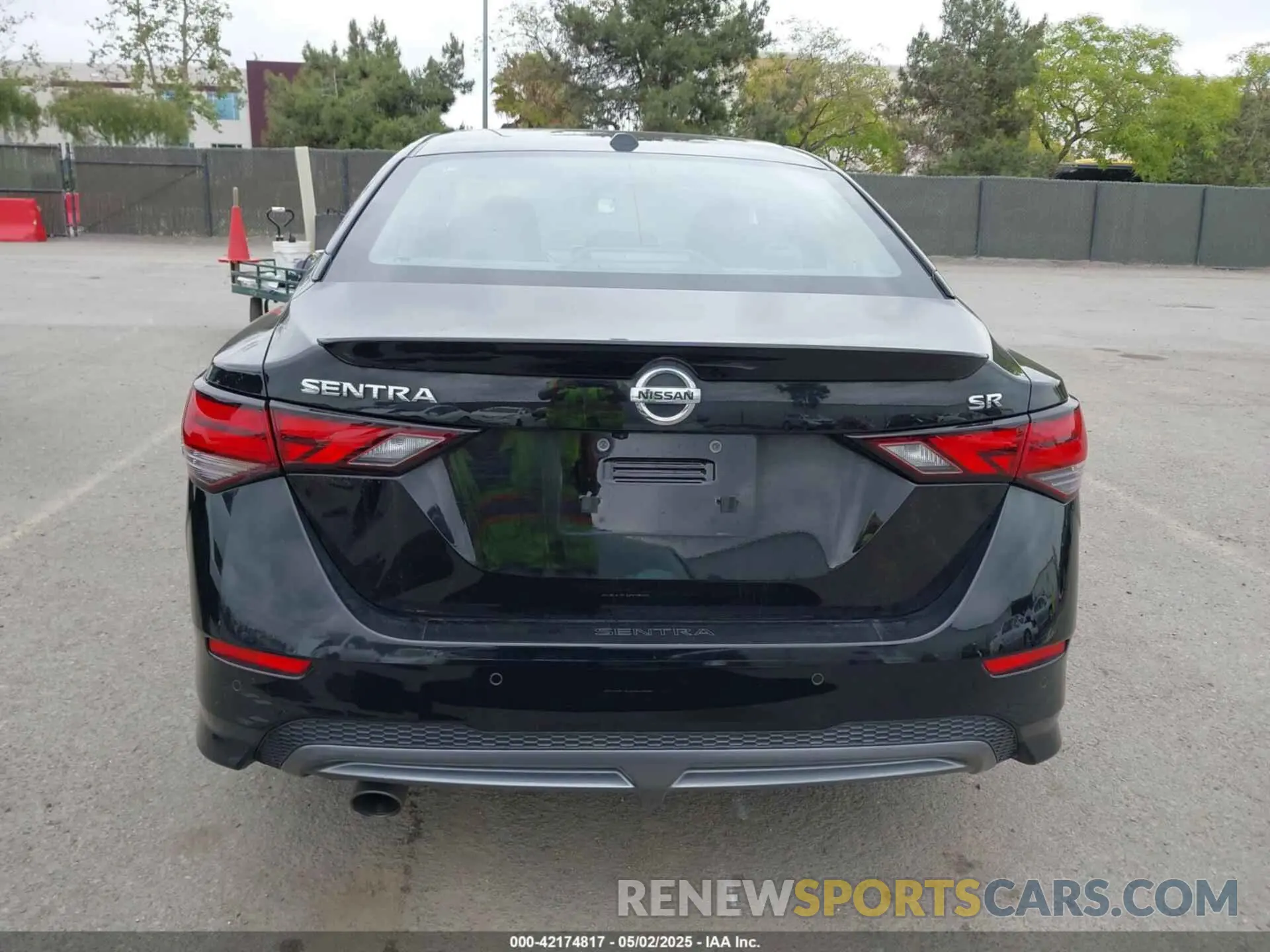 16 Photograph of a damaged car 3N1AB8DV0MY330660 NISSAN SENTRA 2021