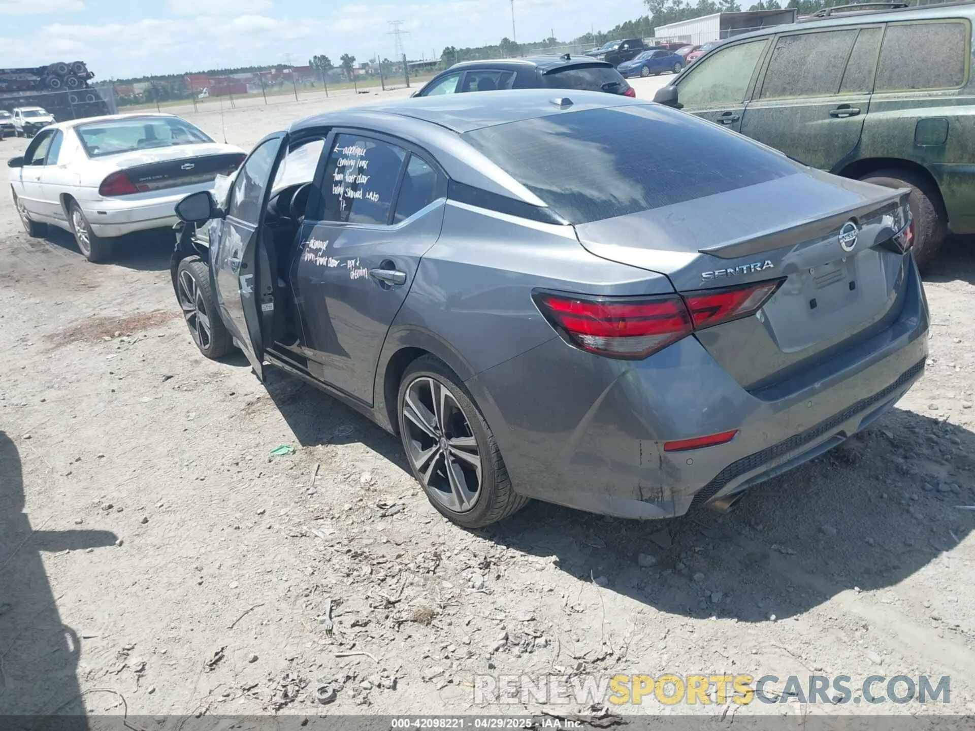 3 Фотография поврежденного автомобиля 3N1AB8DV2MY297984 NISSAN SENTRA 2021