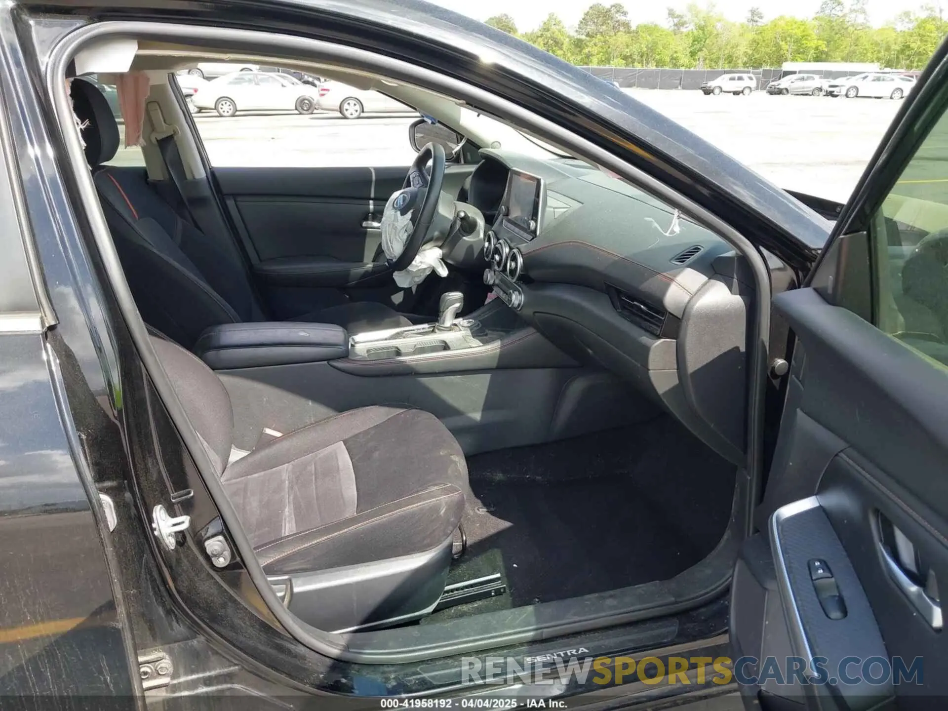 5 Photograph of a damaged car 3N1AB8DV5MY212913 NISSAN SENTRA 2021