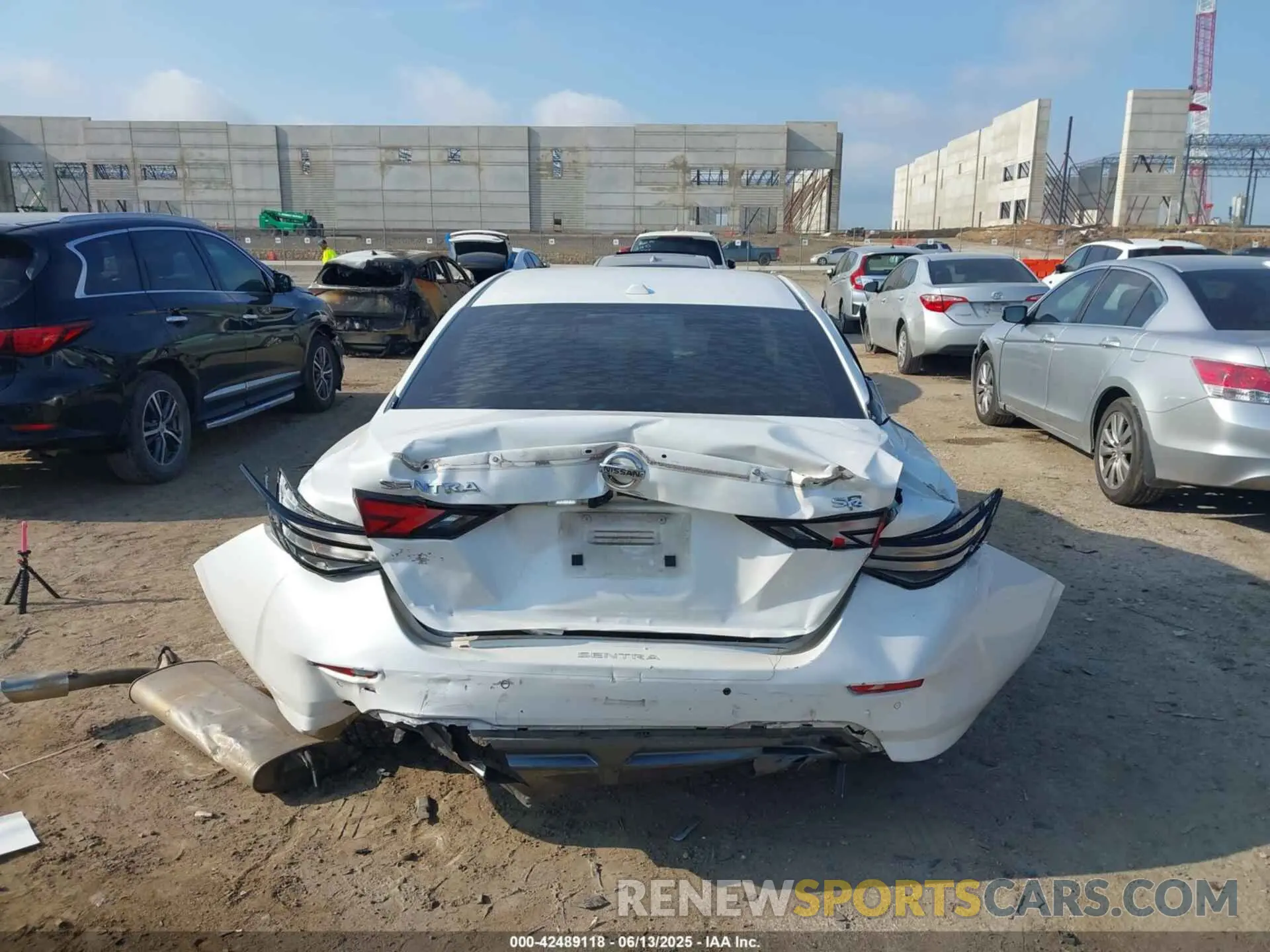 16 Photograph of a damaged car 3N1AB8DV8MY230368 NISSAN SENTRA 2021