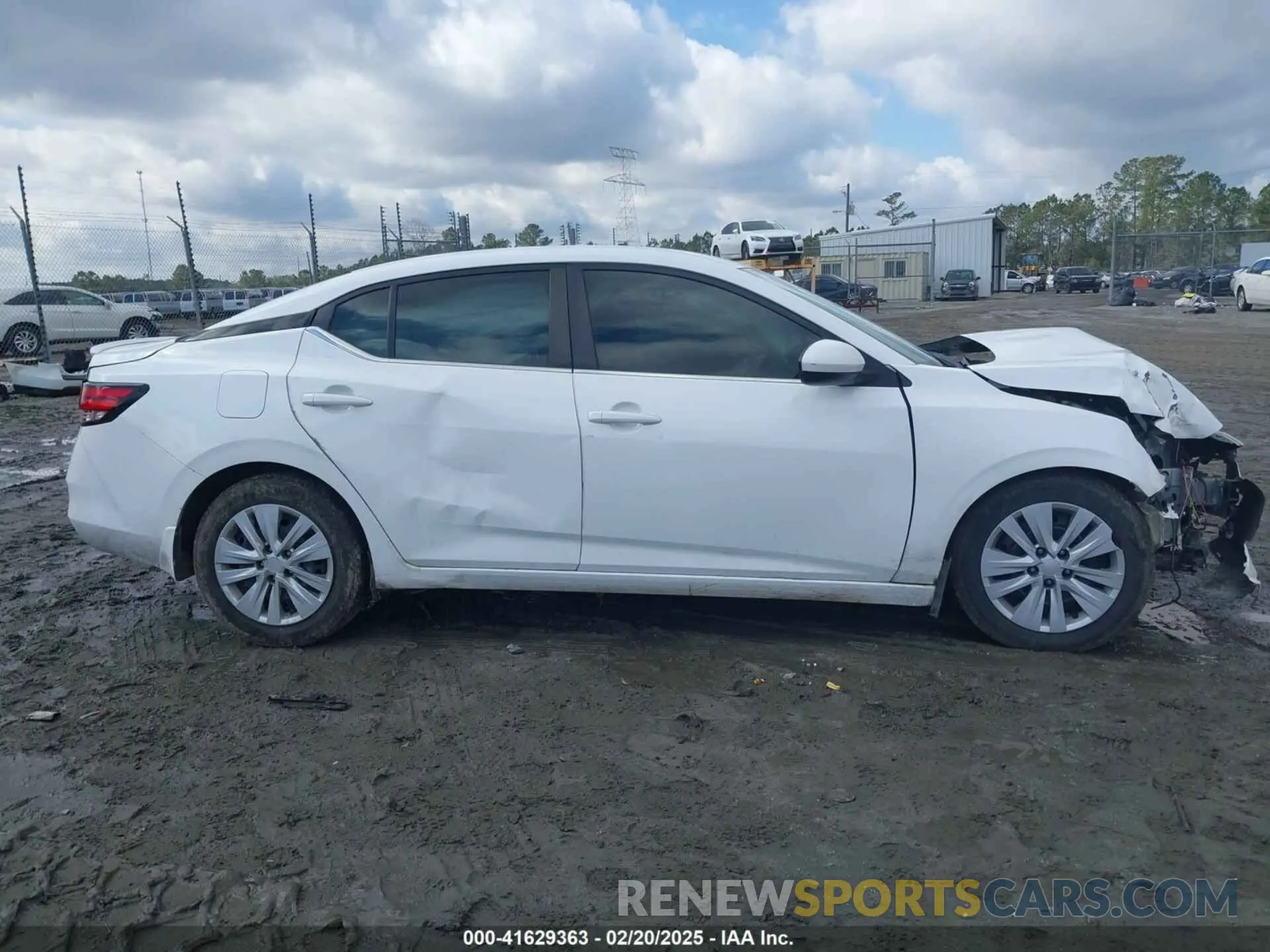 14 Photograph of a damaged car 3N1AB8BV5NY207912 NISSAN SENTRA 2022