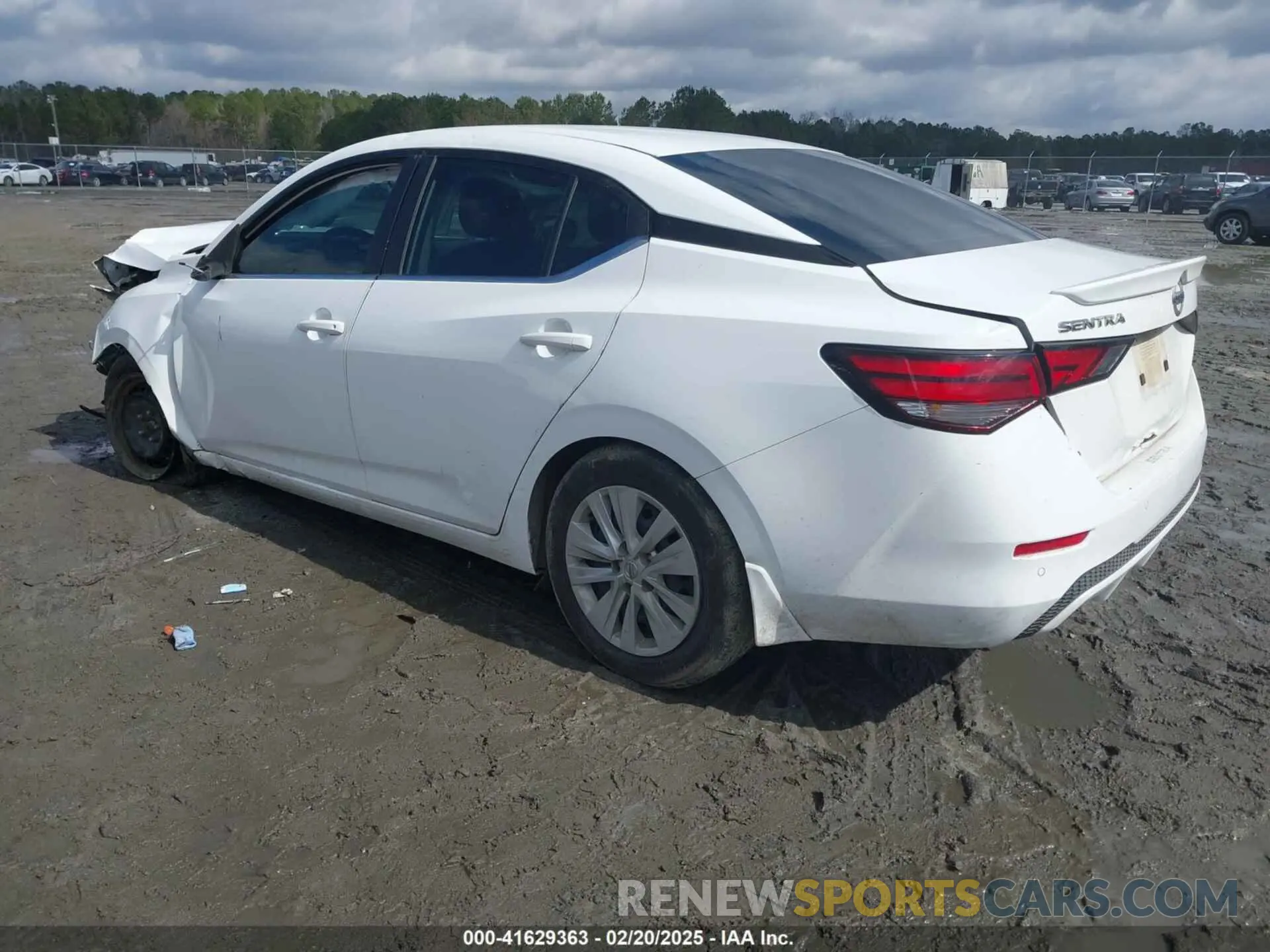 3 Photograph of a damaged car 3N1AB8BV5NY207912 NISSAN SENTRA 2022