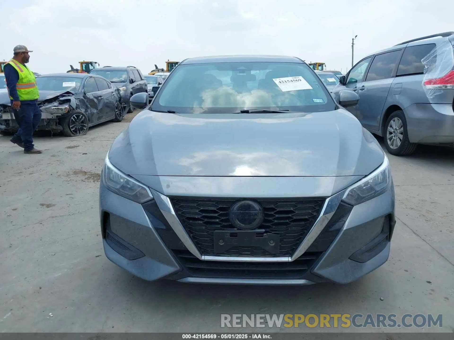 12 Photograph of a damaged car 3N1AB8BV5NY270699 NISSAN SENTRA 2022