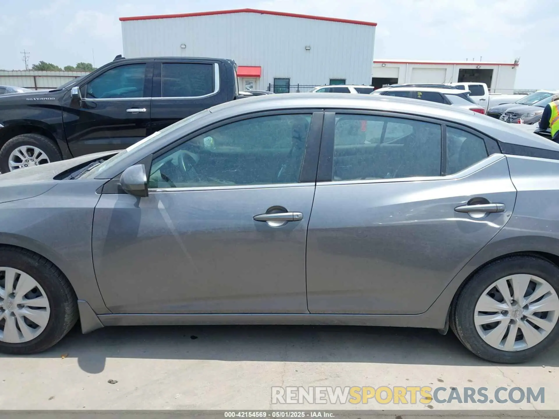 14 Photograph of a damaged car 3N1AB8BV5NY270699 NISSAN SENTRA 2022