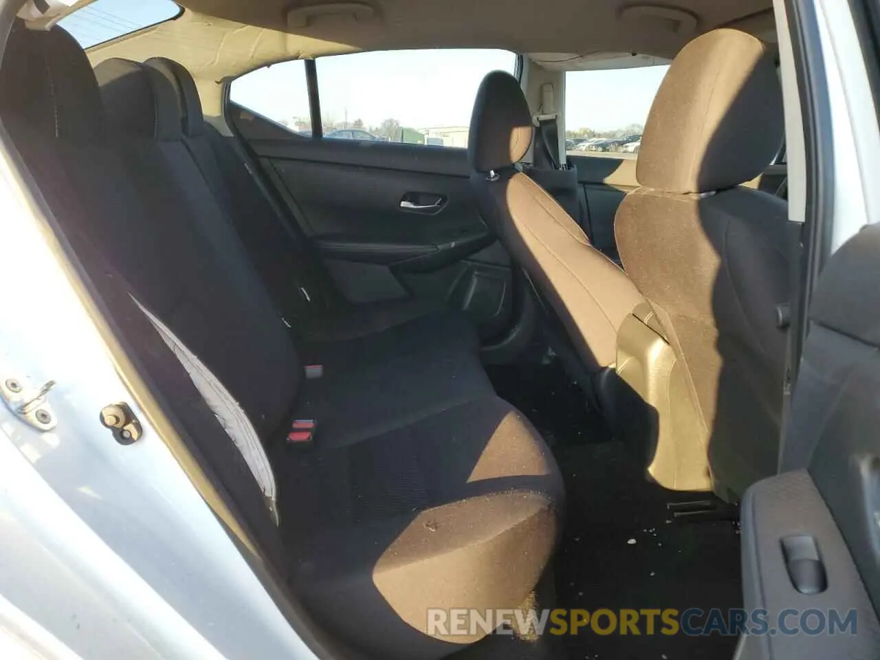 10 Фотография поврежденного автомобиля 3N1AB8BV6NY252874 NISSAN SENTRA 2022