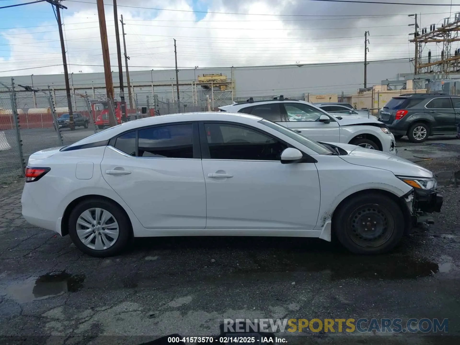 14 Photograph of a damaged car 3N1AB8BV7NY259073 NISSAN SENTRA 2022
