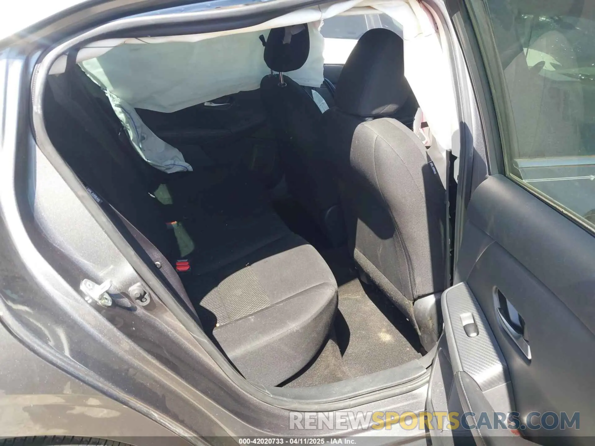8 Photograph of a damaged car 3N1AB8BV8NY260166 NISSAN SENTRA 2022