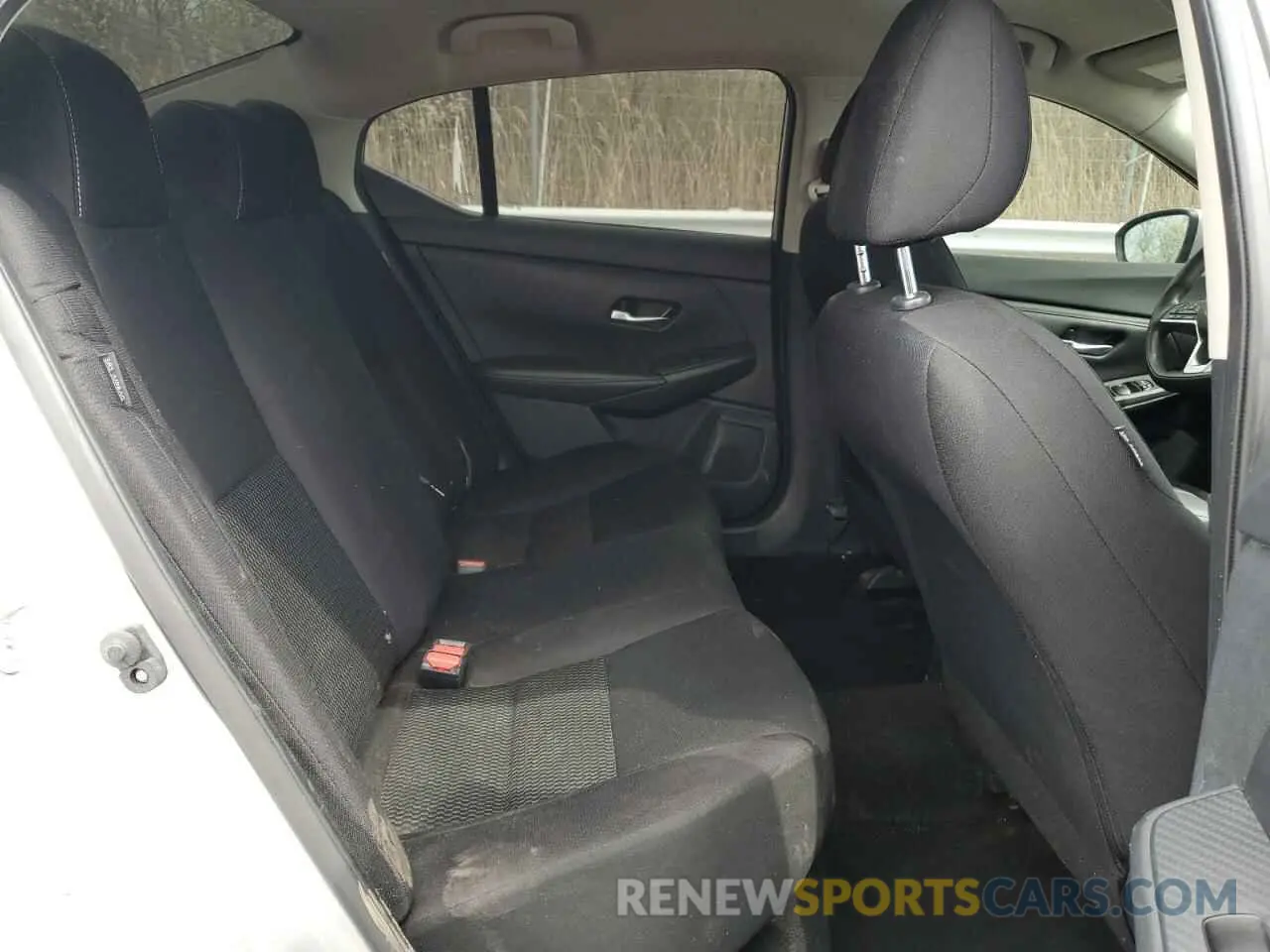 10 Photograph of a damaged car 3N1AB8BV9NY259866 NISSAN SENTRA 2022