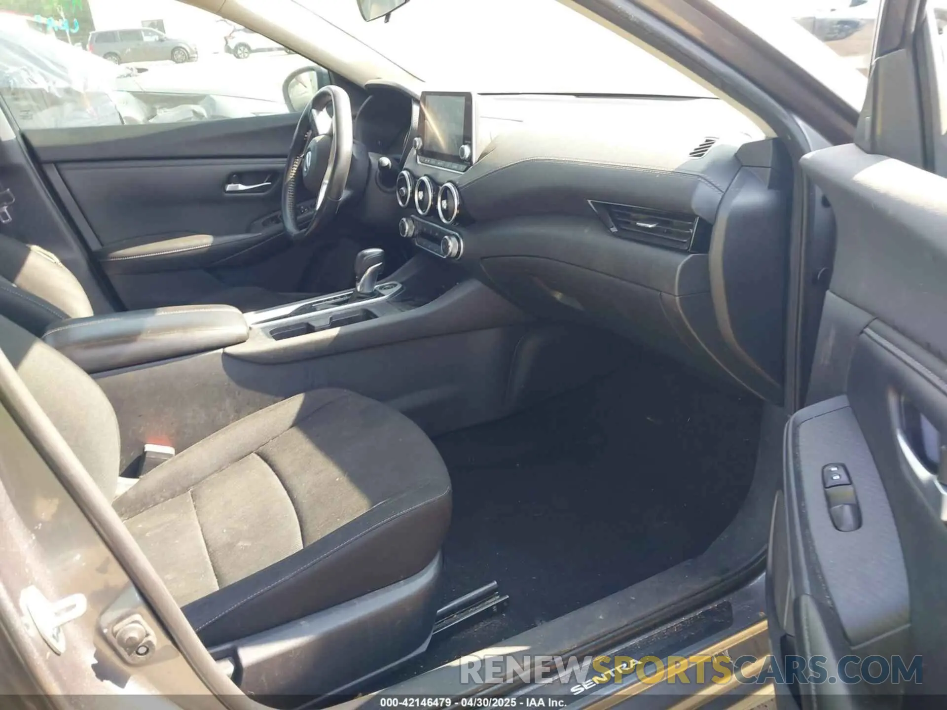 5 Photograph of a damaged car 3N1AB8CV0NY203295 NISSAN SENTRA 2022