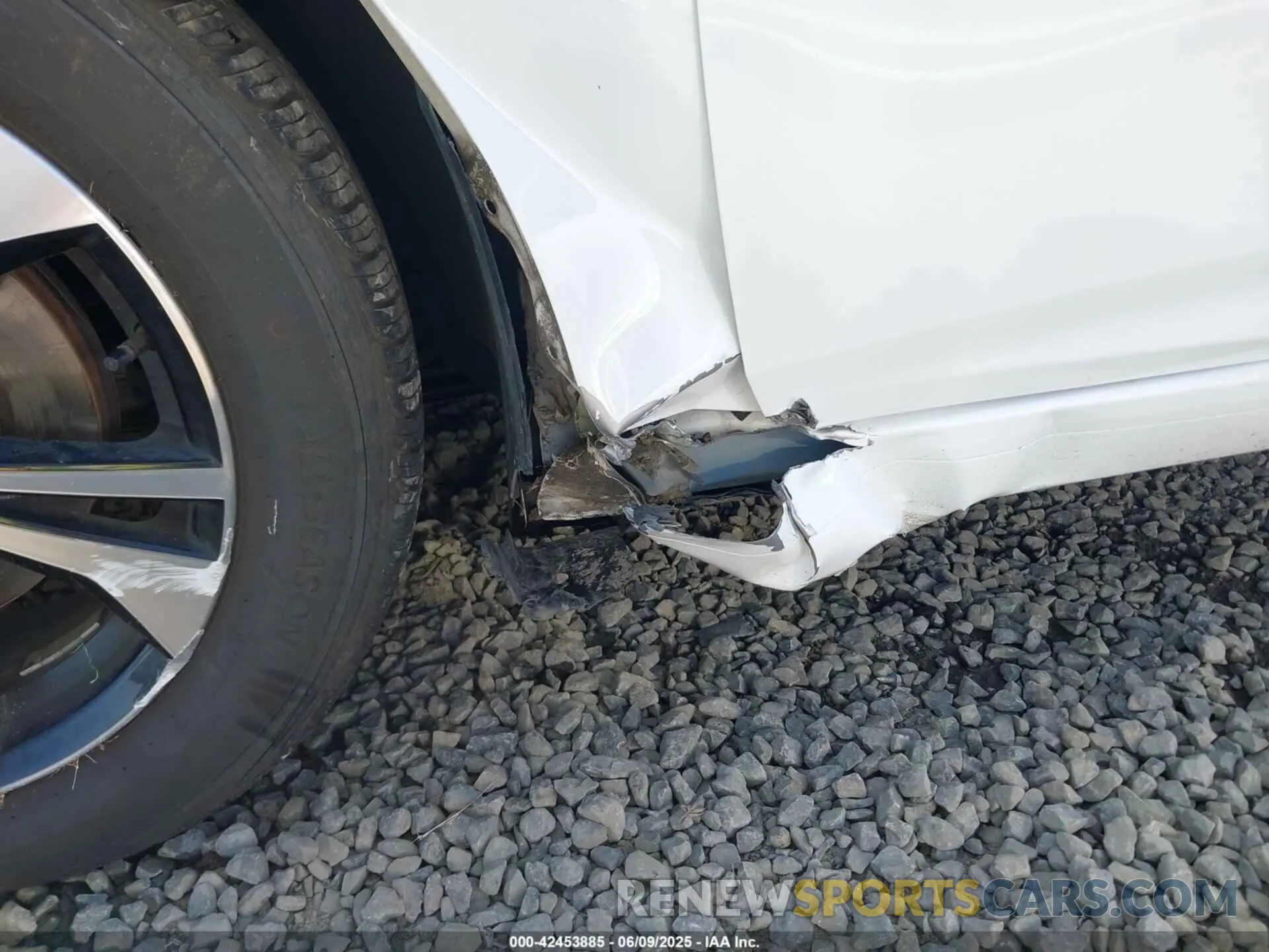 17 Photograph of a damaged car 3N1AB8CV0NY244235 NISSAN SENTRA 2022