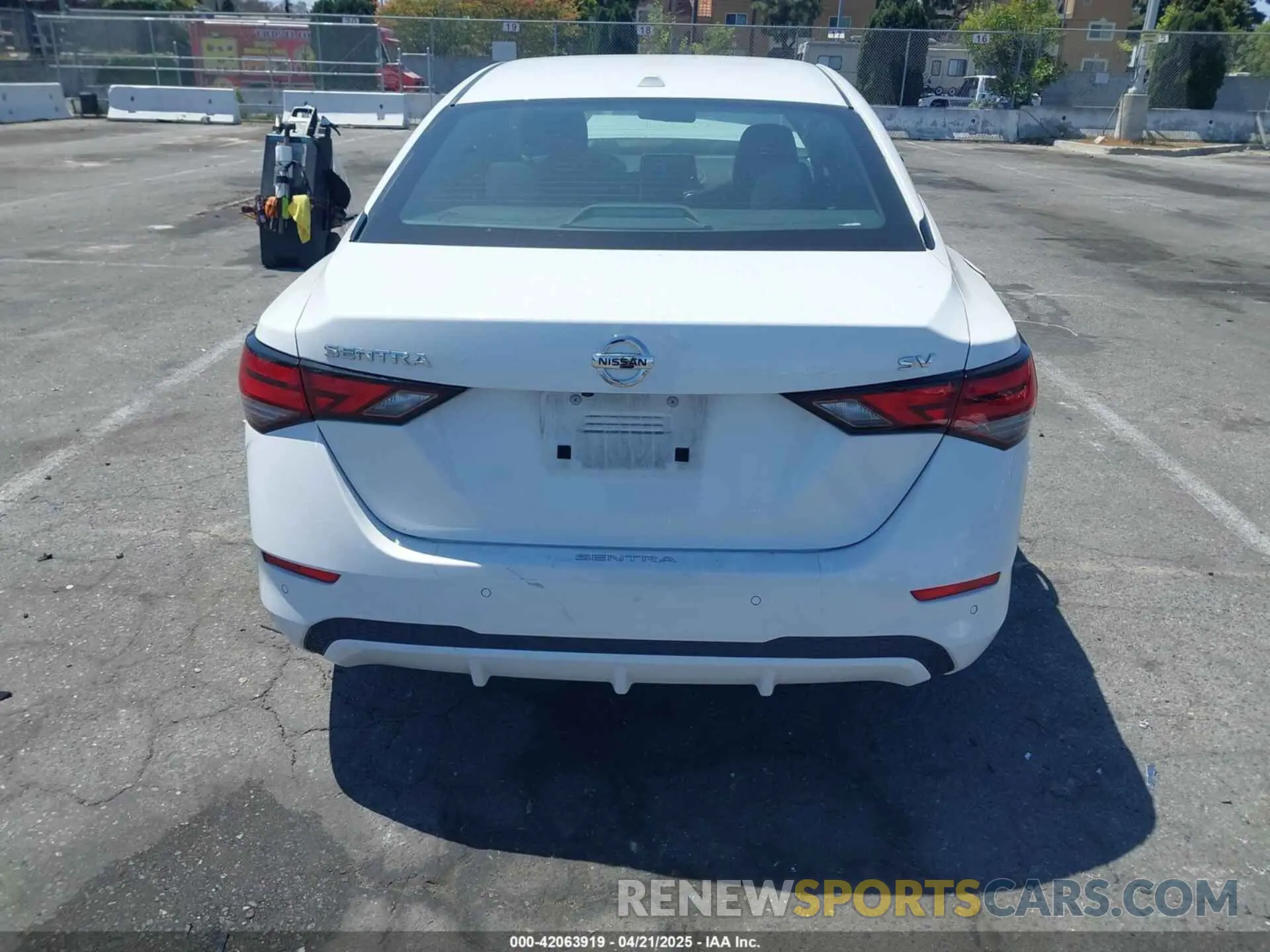 17 Photograph of a damaged car 3N1AB8CV0NY248964 NISSAN SENTRA 2022