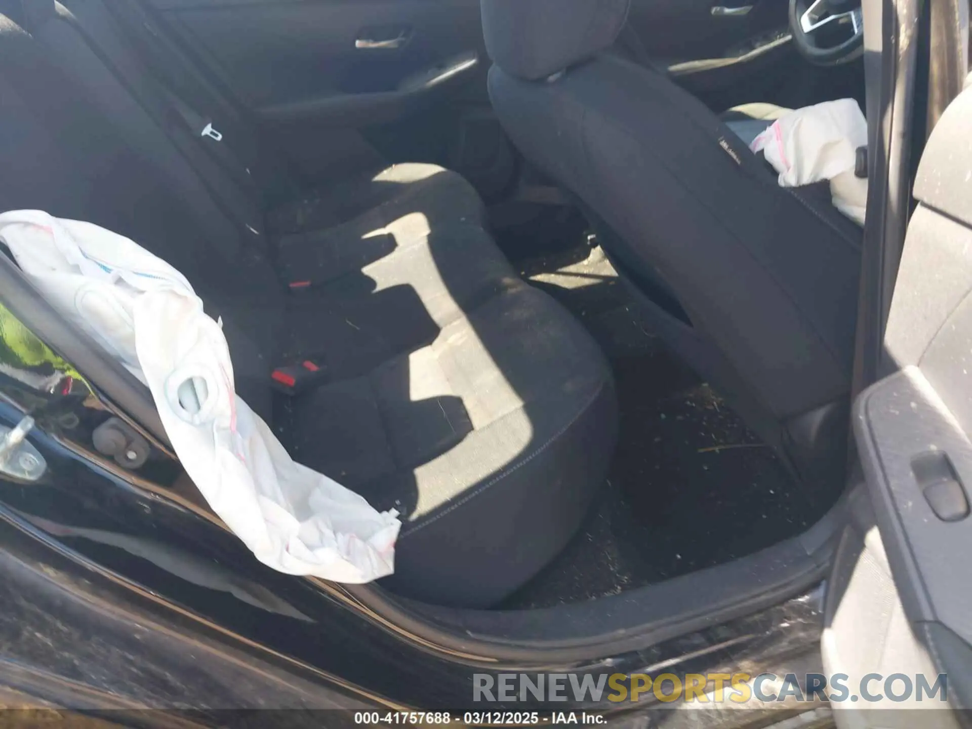 8 Photograph of a damaged car 3N1AB8CV0NY258331 NISSAN SENTRA 2022