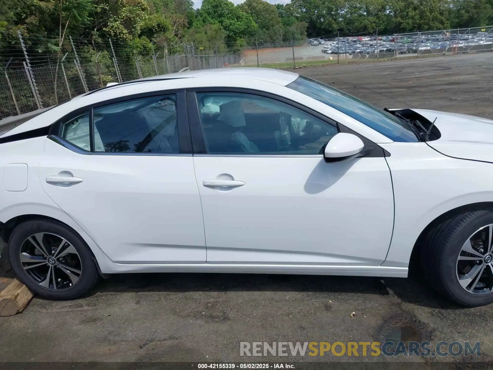 14 Photograph of a damaged car 3N1AB8CV2NY225749 NISSAN SENTRA 2022
