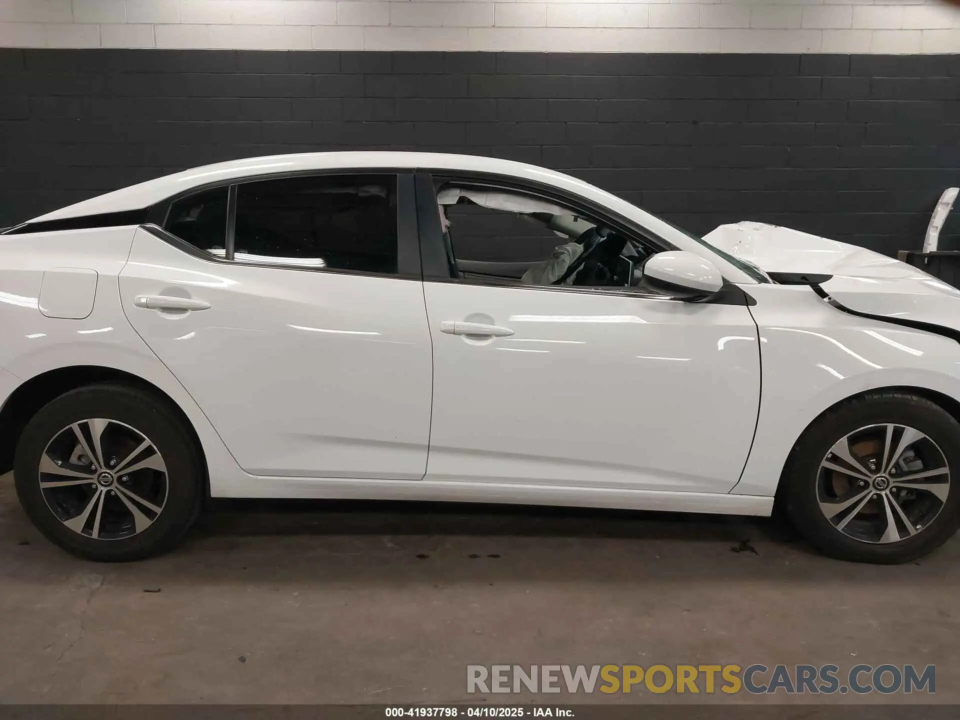 13 Photograph of a damaged car 3N1AB8CV3NY268481 NISSAN SENTRA 2022