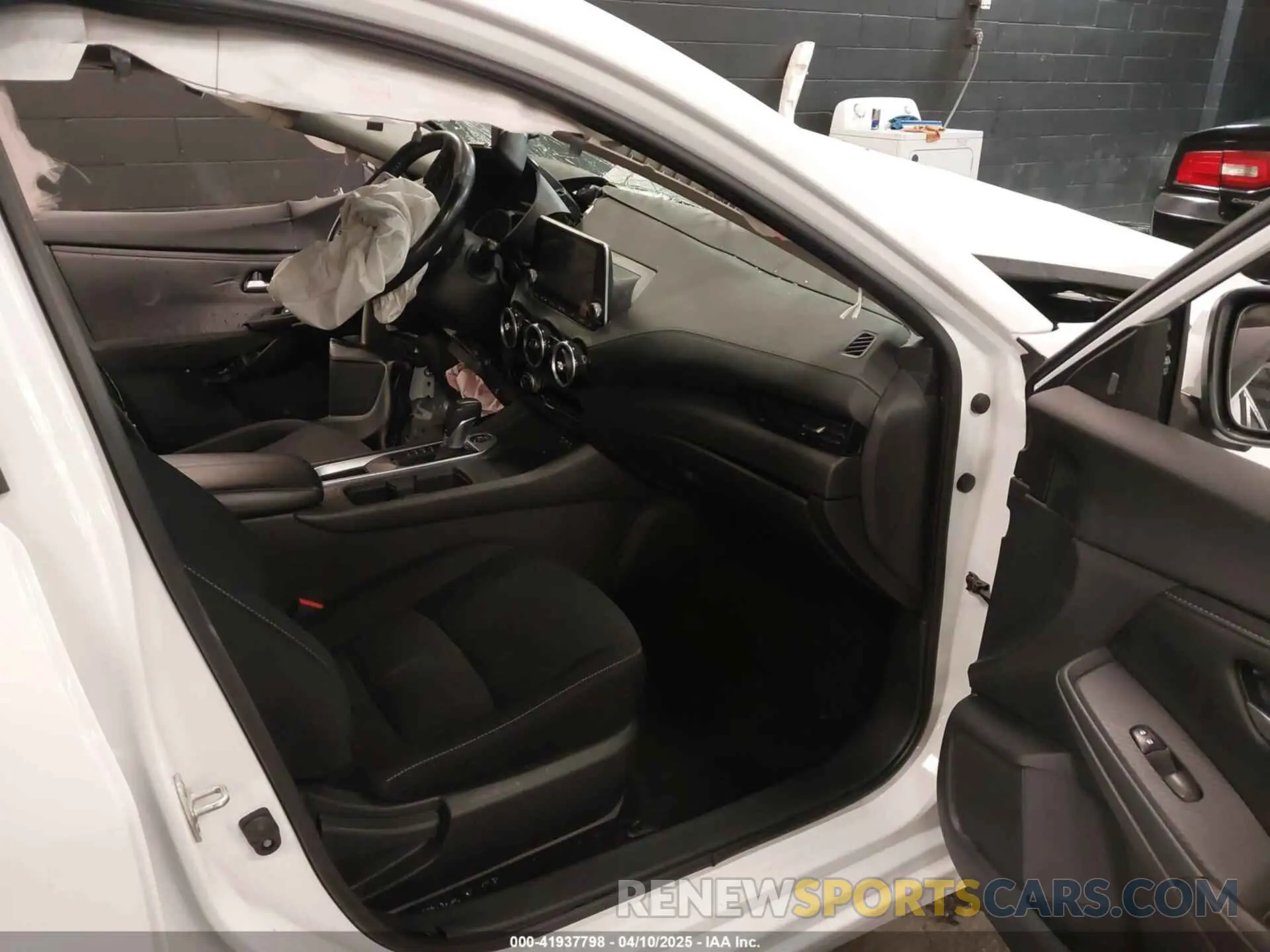5 Photograph of a damaged car 3N1AB8CV3NY268481 NISSAN SENTRA 2022