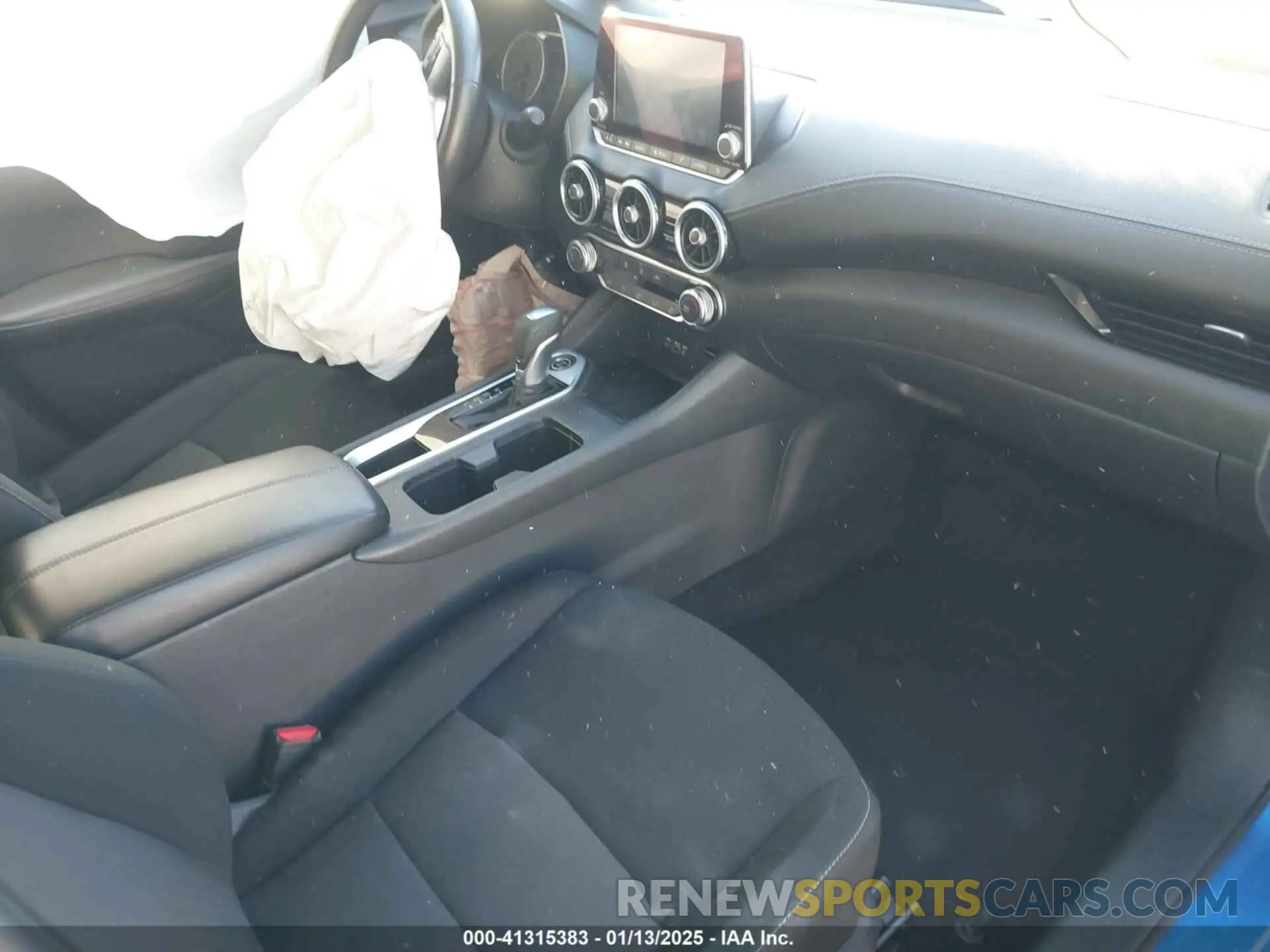 5 Photograph of a damaged car 3N1AB8CV3NY269582 NISSAN SENTRA 2022