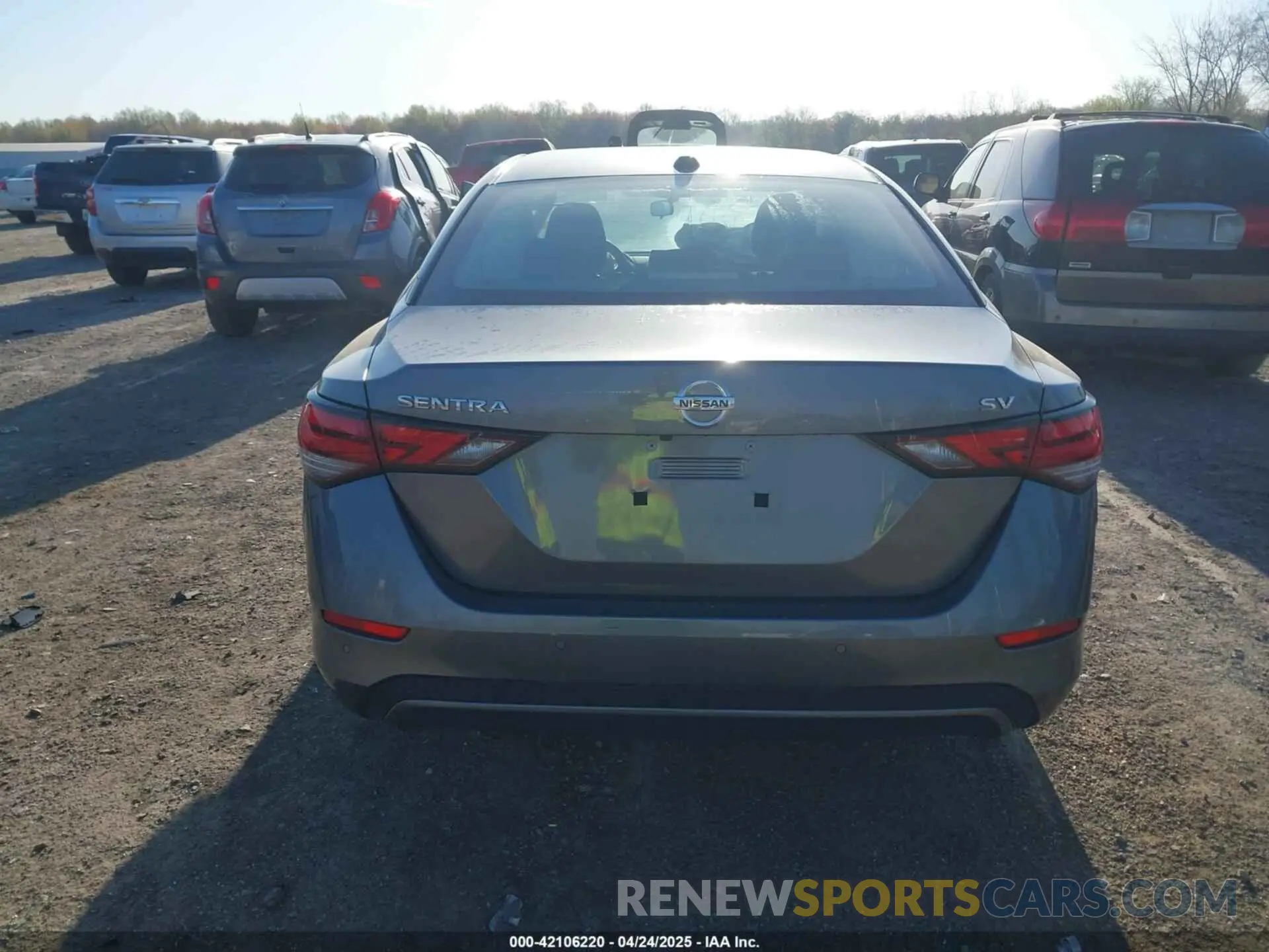17 Фотография поврежденного автомобиля 3N1AB8CV4NY268232 NISSAN SENTRA 2022
