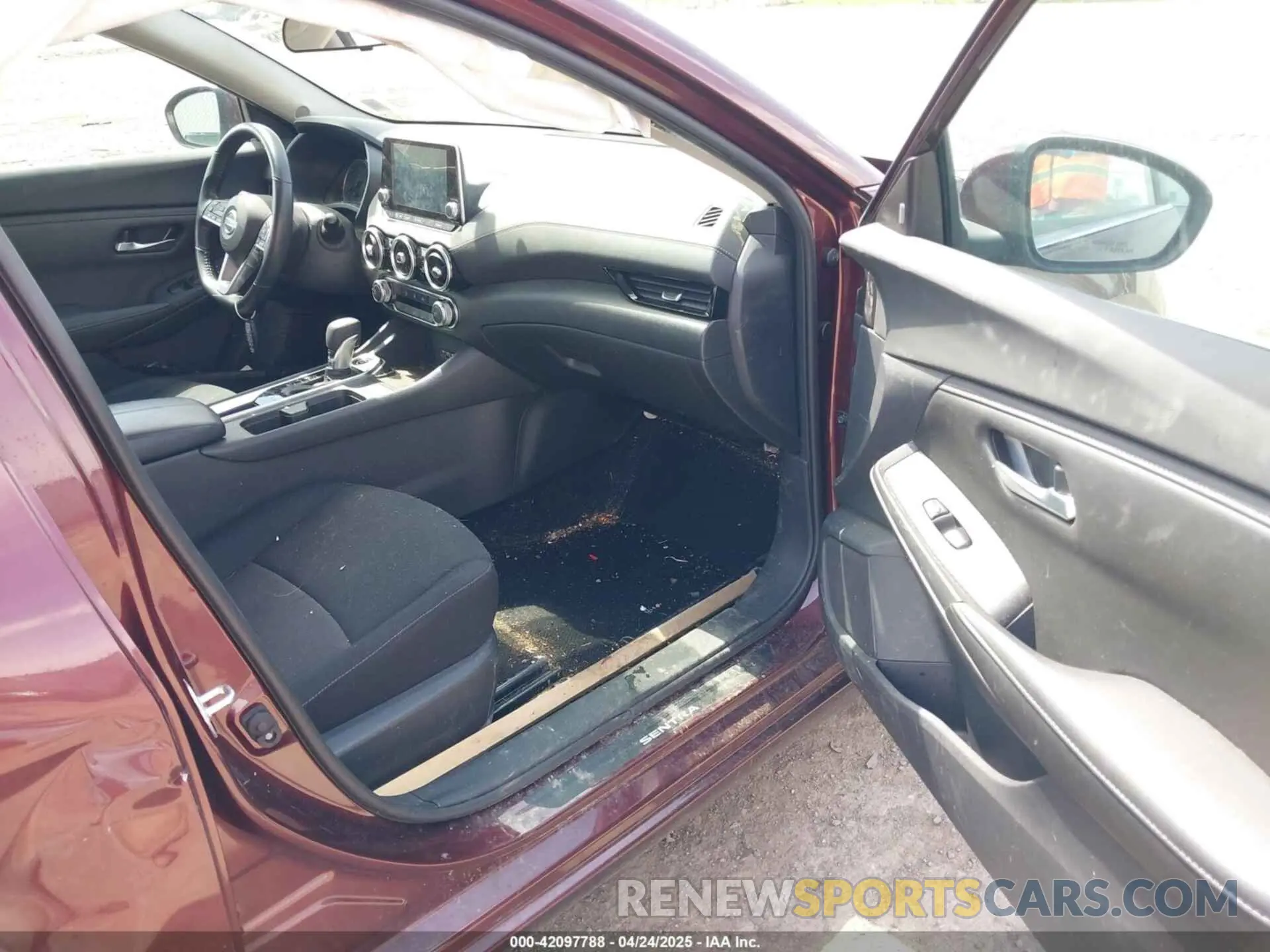5 Фотография поврежденного автомобиля 3N1AB8CV4NY309779 NISSAN SENTRA 2022