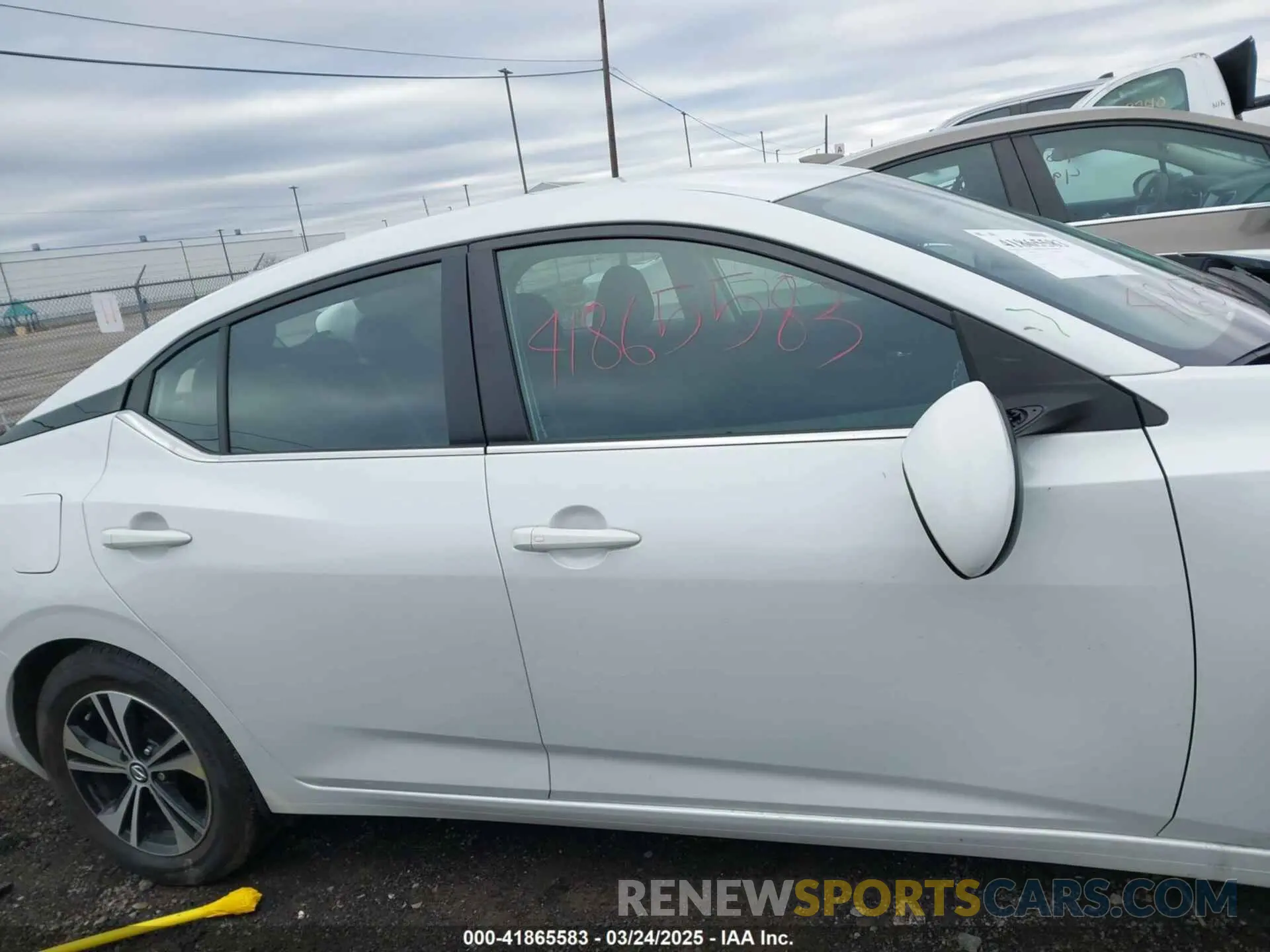 13 Photograph of a damaged car 3N1AB8CV4NY317817 NISSAN SENTRA 2022