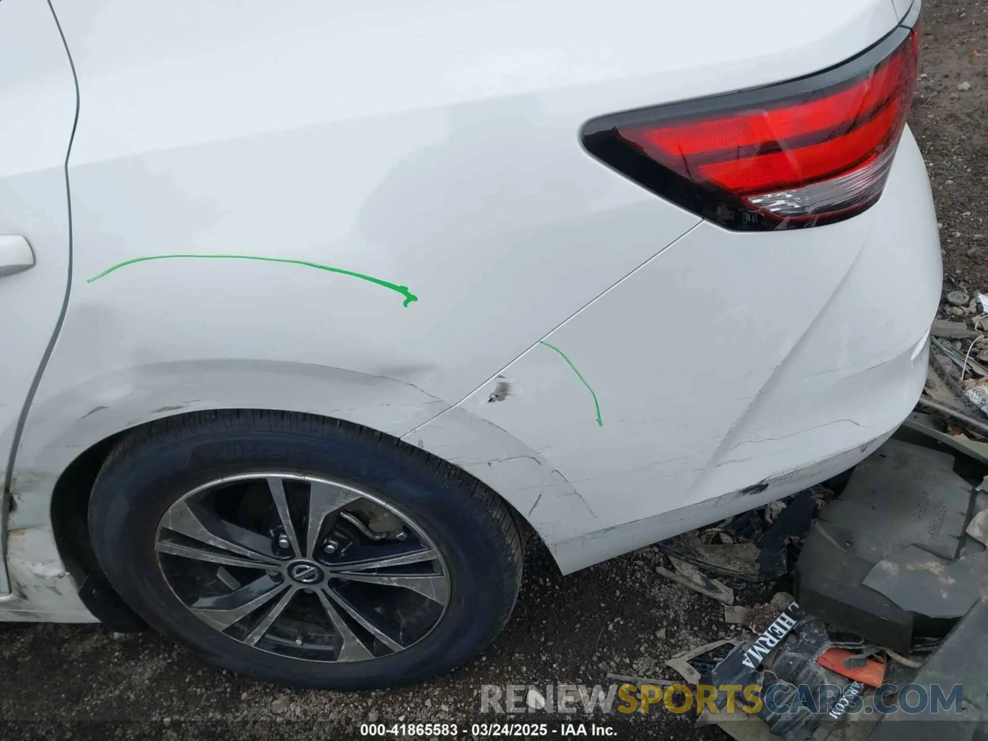 18 Photograph of a damaged car 3N1AB8CV4NY317817 NISSAN SENTRA 2022