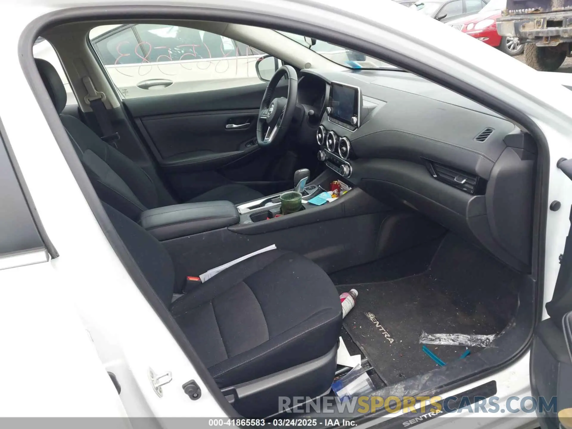 5 Photograph of a damaged car 3N1AB8CV4NY317817 NISSAN SENTRA 2022