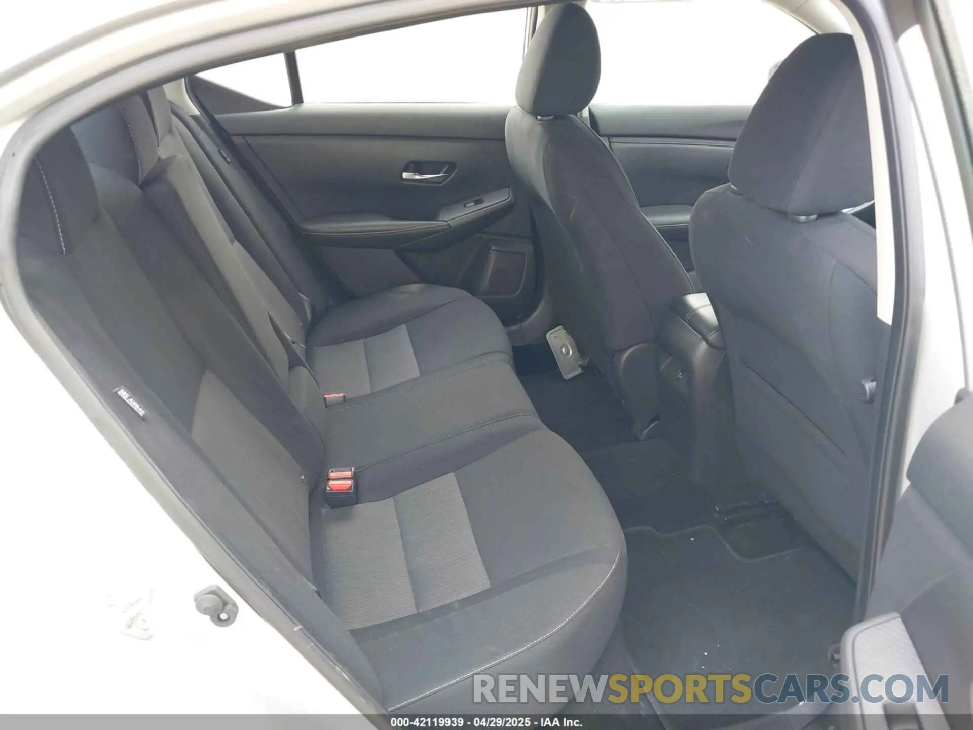 8 Photograph of a damaged car 3N1AB8CV5NY257076 NISSAN SENTRA 2022