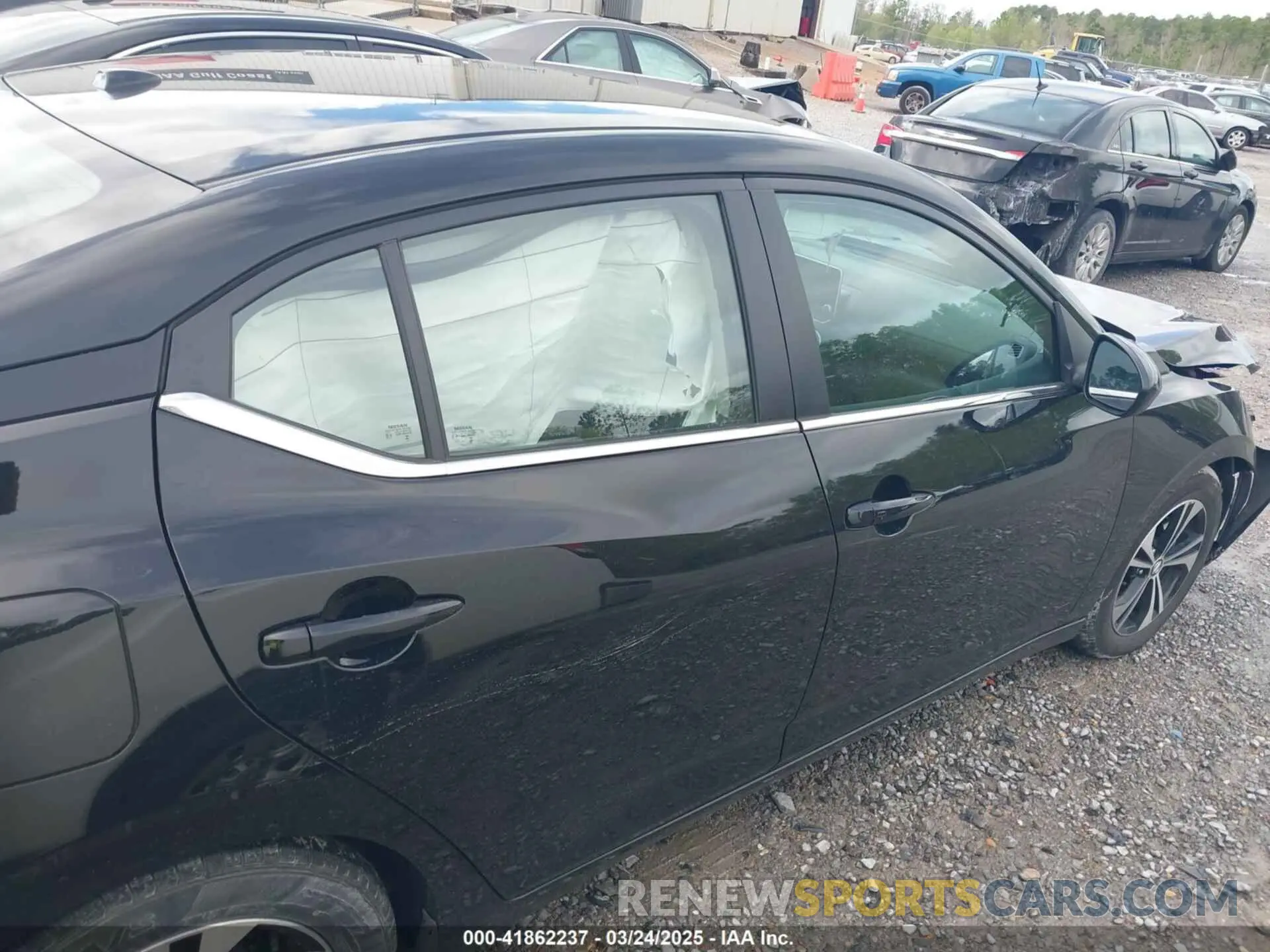 13 Photograph of a damaged car 3N1AB8CV5NY291339 NISSAN SENTRA 2022