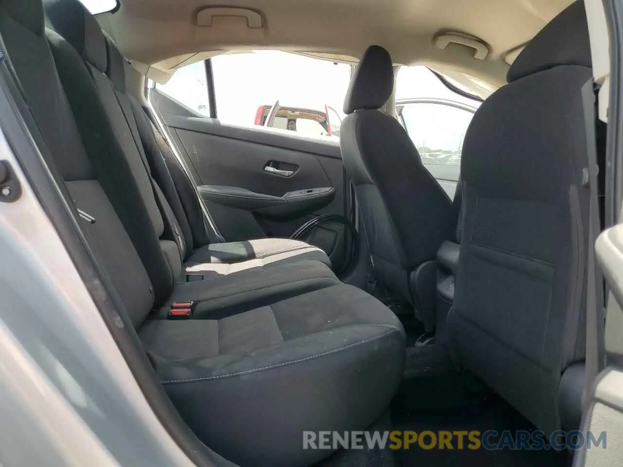 10 Photograph of a damaged car 3N1AB8CV5NY295987 NISSAN SENTRA 2022