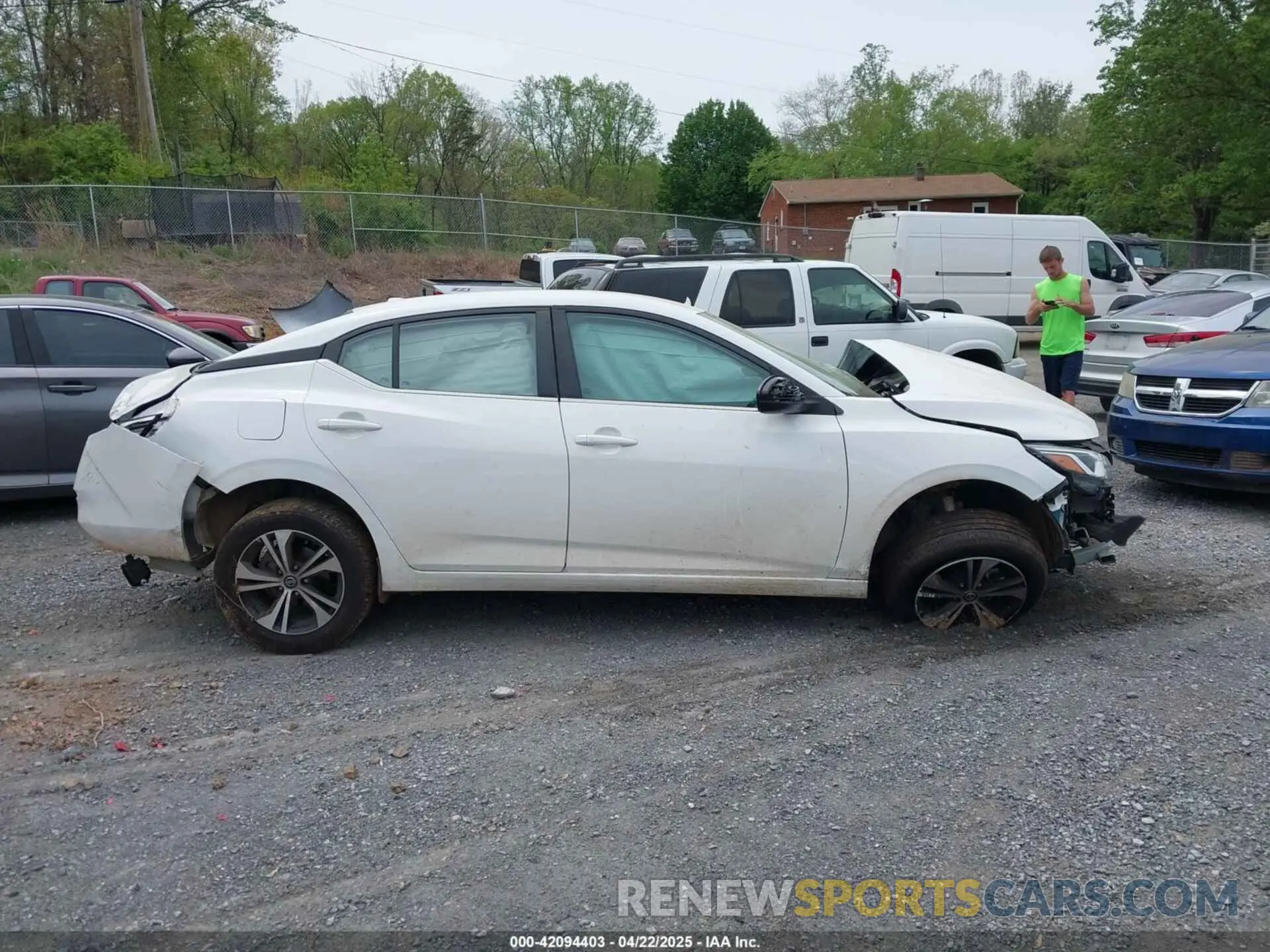 13 Photograph of a damaged car 3N1AB8CV7NY221664 NISSAN SENTRA 2022