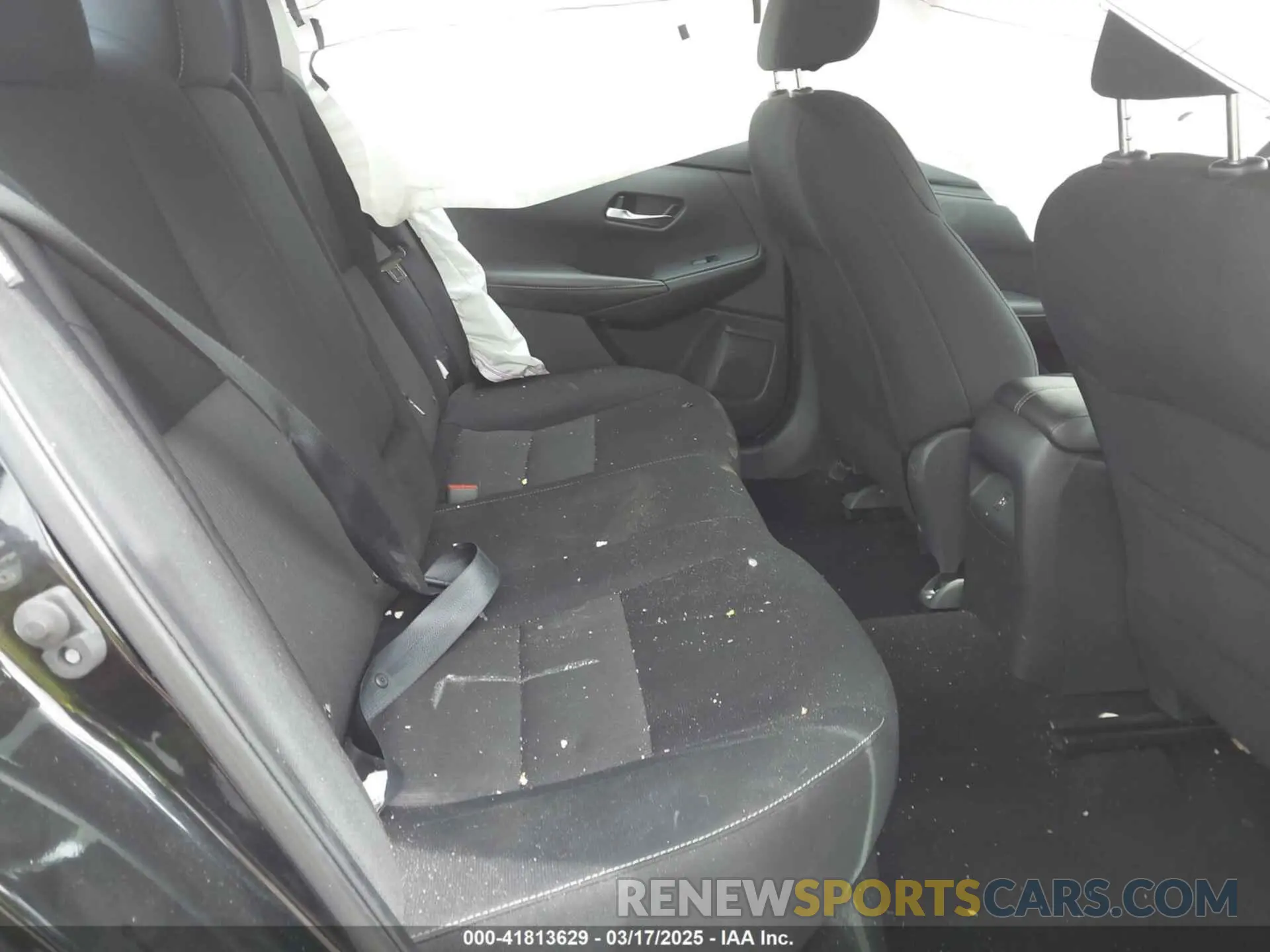 8 Photograph of a damaged car 3N1AB8CV7NY242899 NISSAN SENTRA 2022