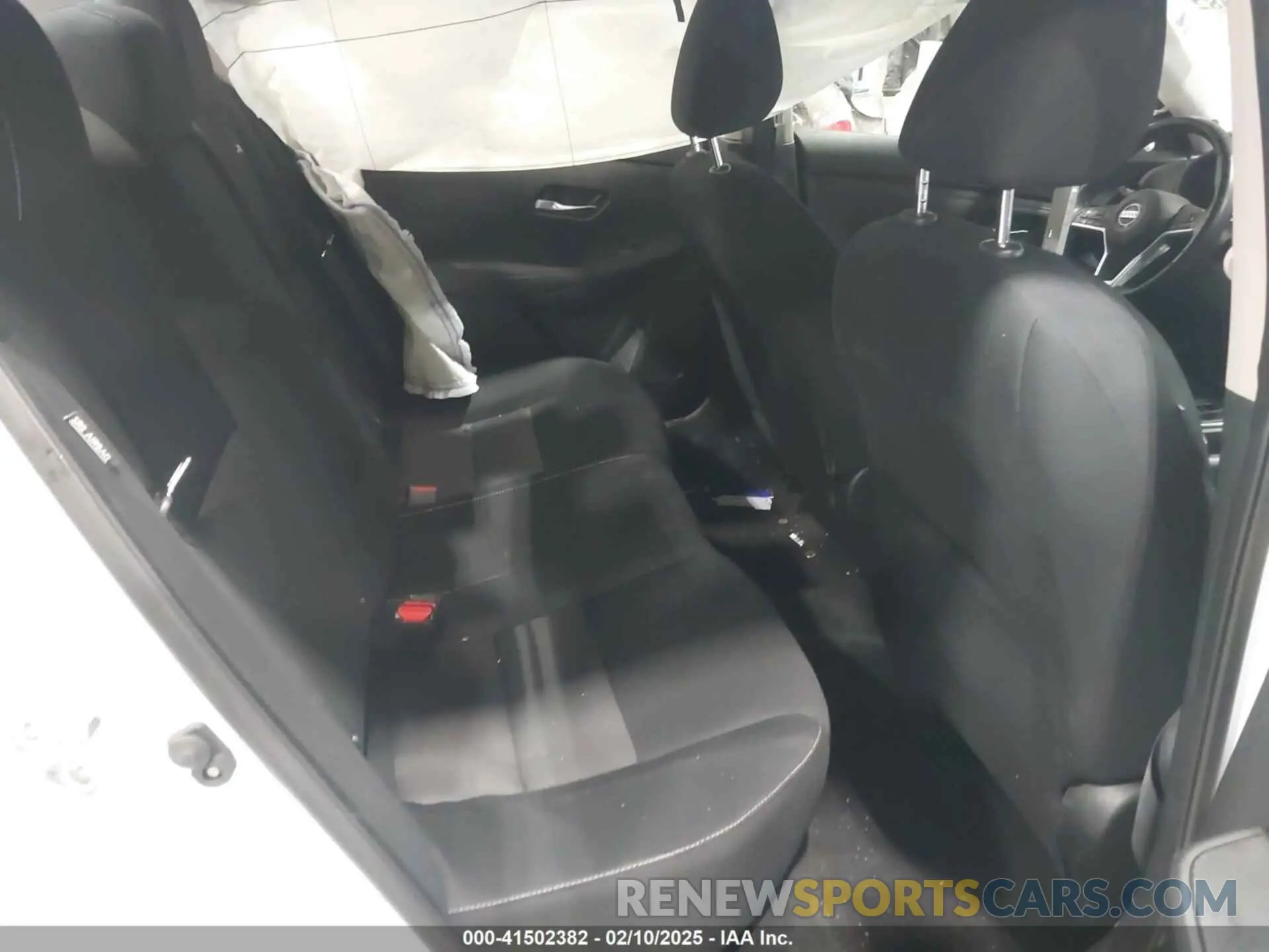 8 Photograph of a damaged car 3N1AB8CV7NY245382 NISSAN SENTRA 2022