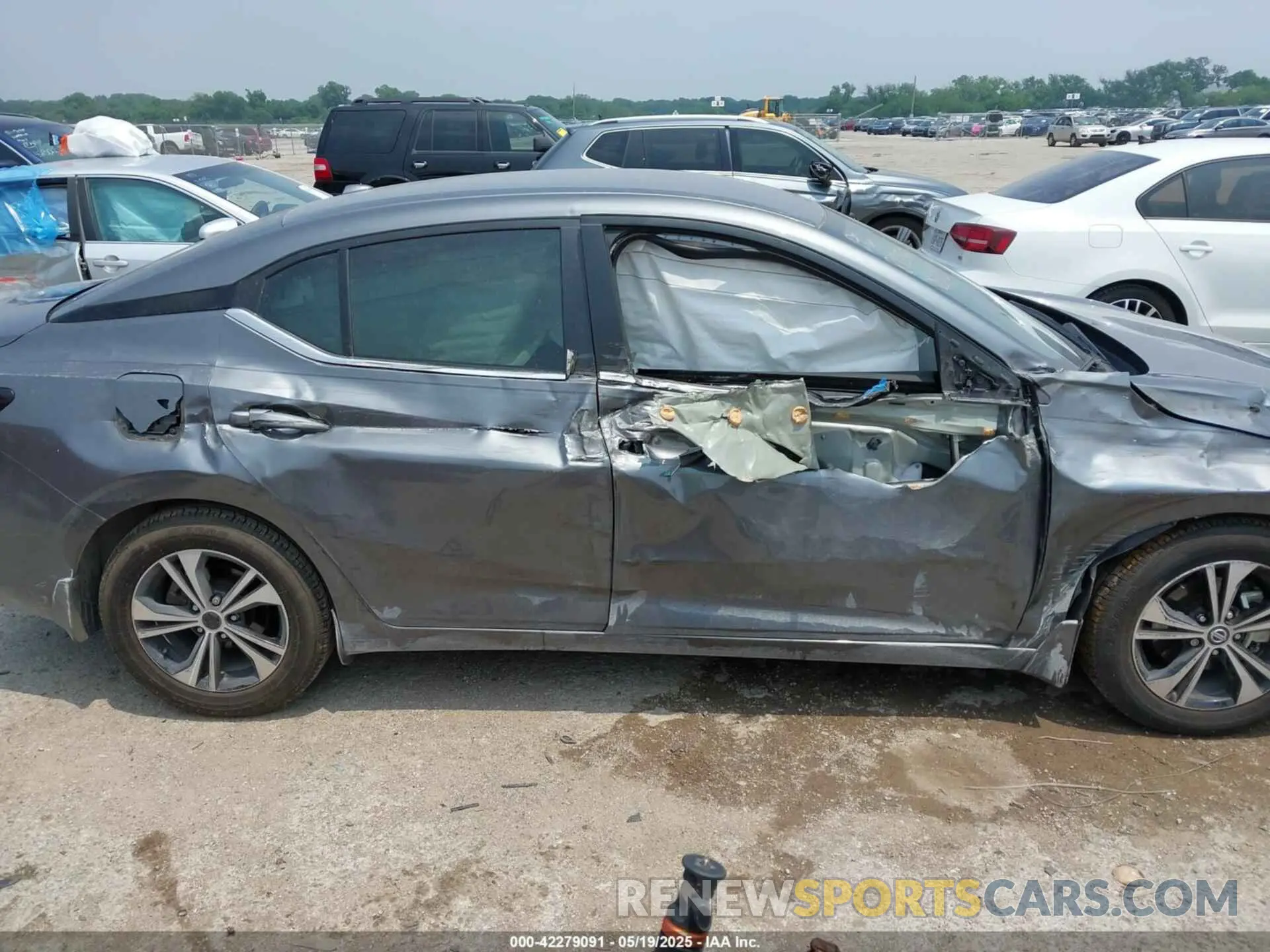 12 Photograph of a damaged car 3N1AB8CV7NY302115 NISSAN SENTRA 2022