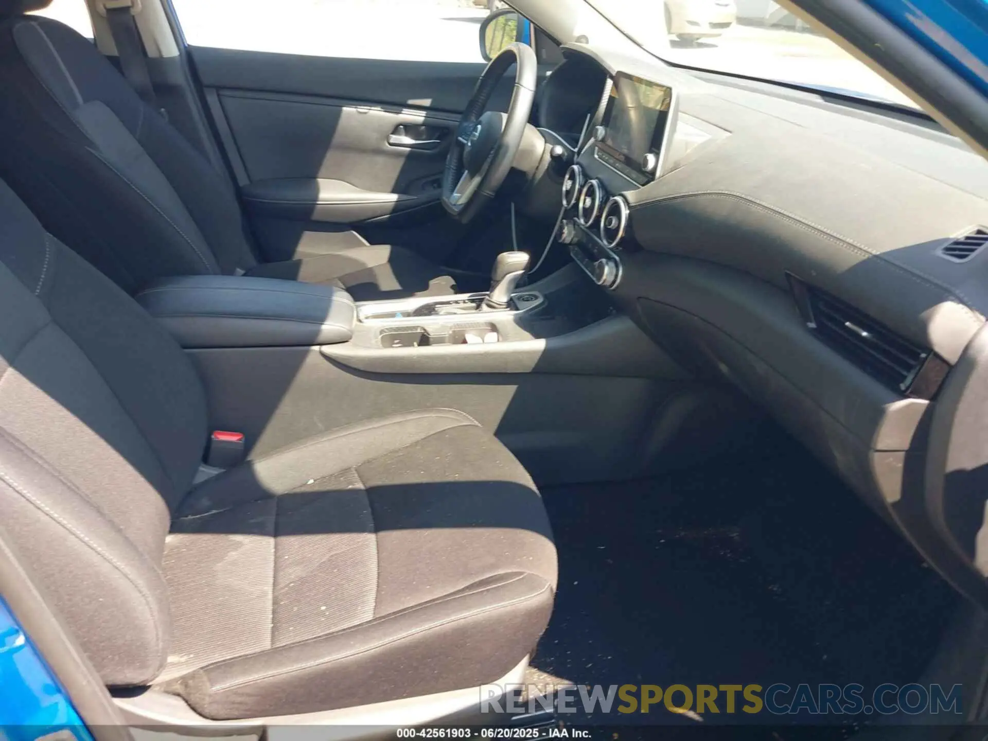 5 Photograph of a damaged car 3N1AB8CV8NY288757 NISSAN SENTRA 2022