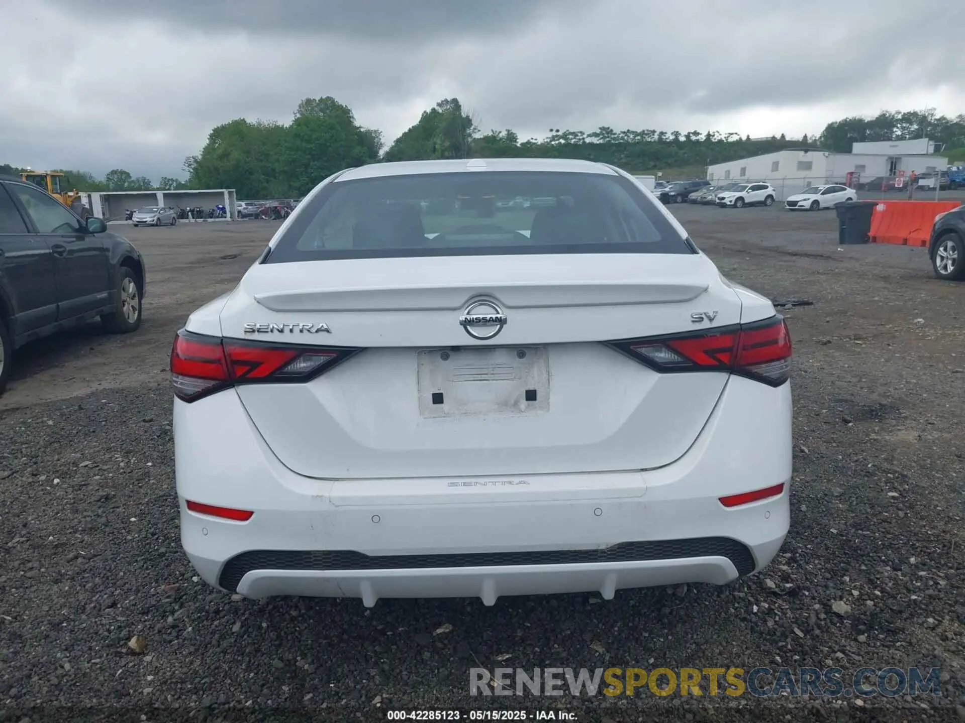 16 Photograph of a damaged car 3N1AB8CV9NY248929 NISSAN SENTRA 2022