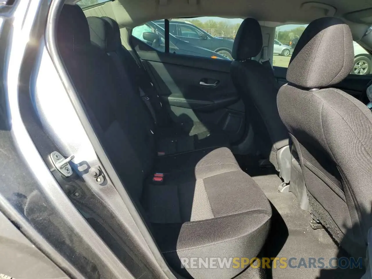 11 Photograph of a damaged car 3N1AB8CVXNY245795 NISSAN SENTRA 2022