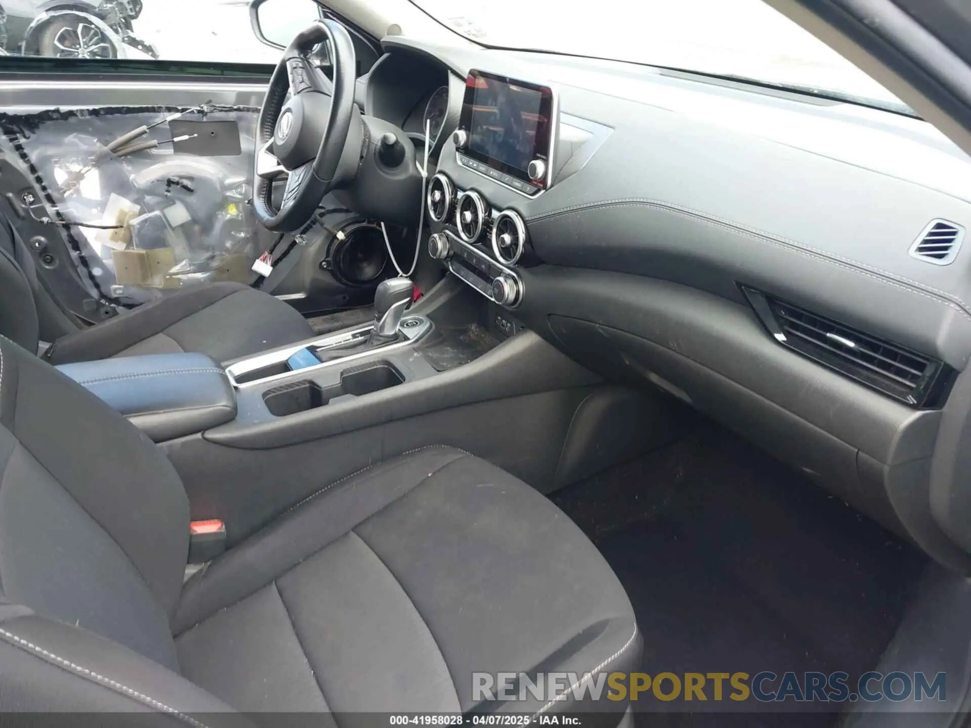 5 Photograph of a damaged car 3N1AB8CVXNY250088 NISSAN SENTRA 2022