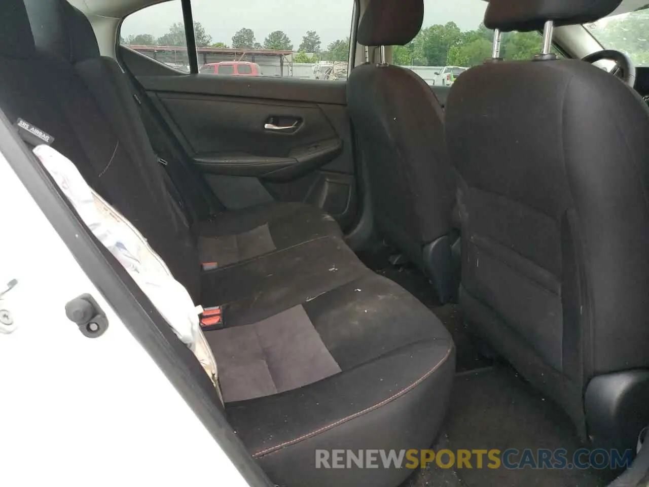 10 Photograph of a damaged car 3N1AB8DV1NY209122 NISSAN SENTRA 2022