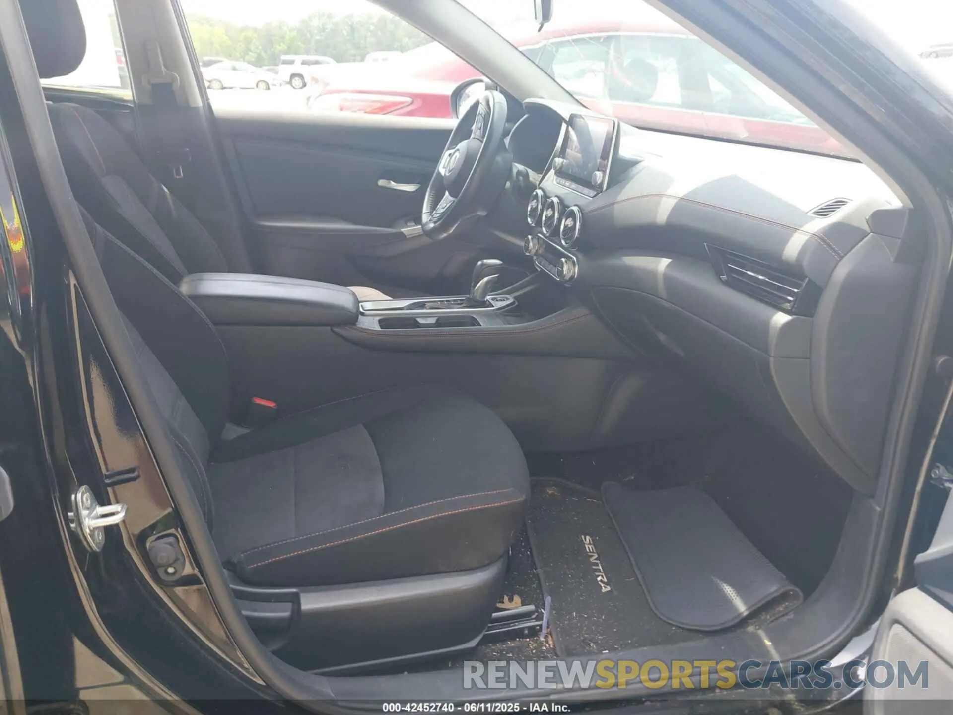 5 Photograph of a damaged car 3N1AB8DV1NY316574 NISSAN SENTRA 2022