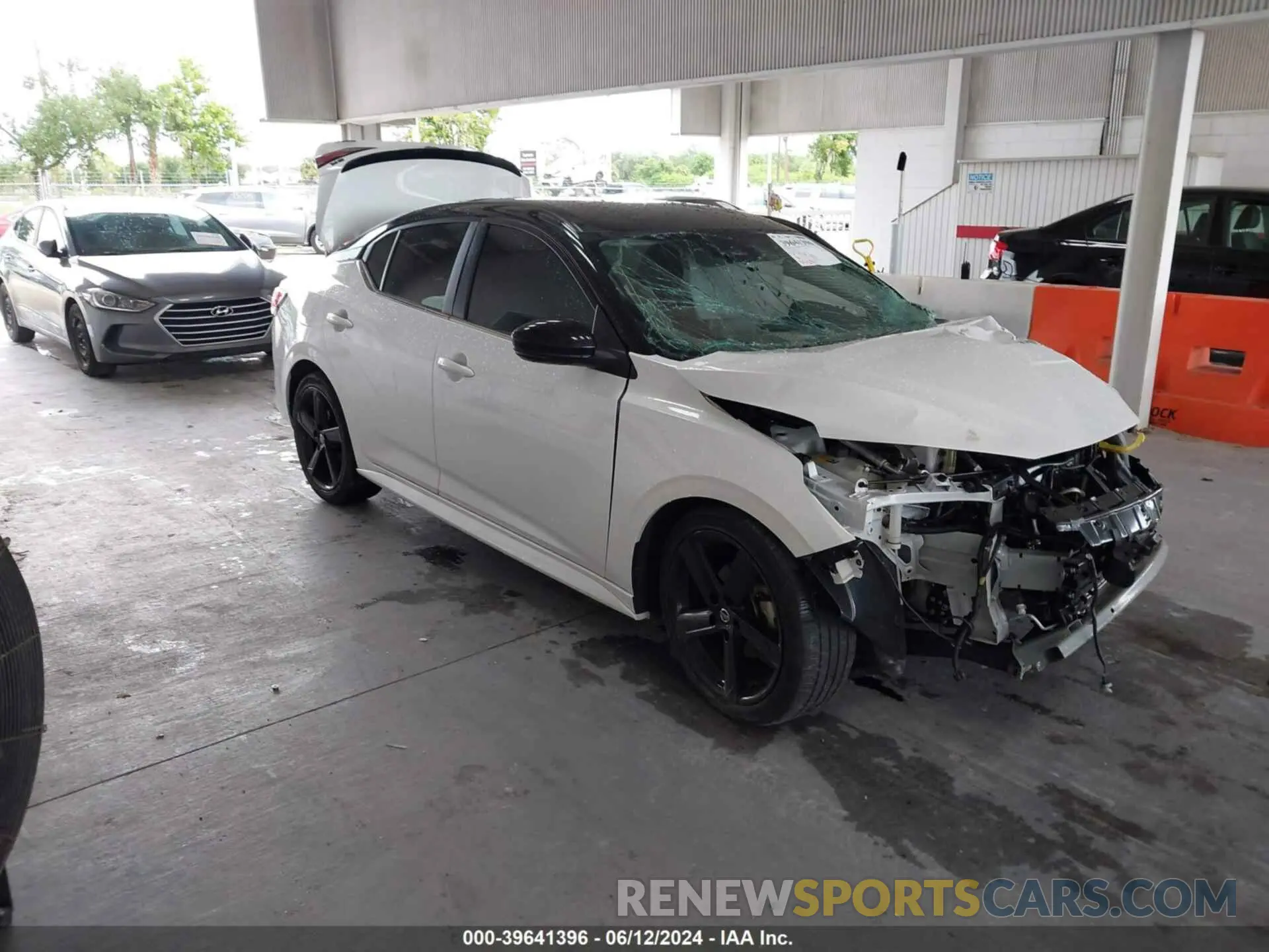 1 Фотография поврежденного автомобиля 3N1AB8DV4NY287460 NISSAN SENTRA 2022